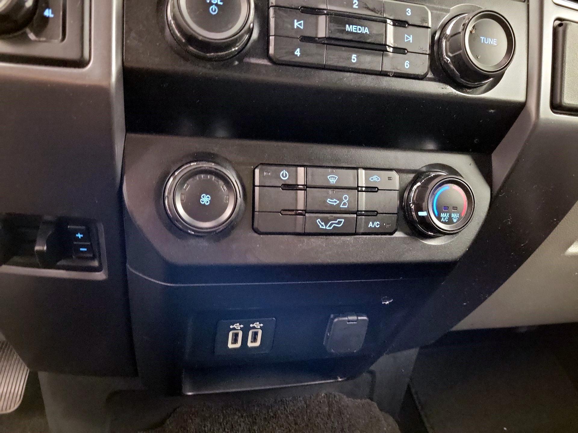 Thumbnail: 2019 Ford F-150 - 14