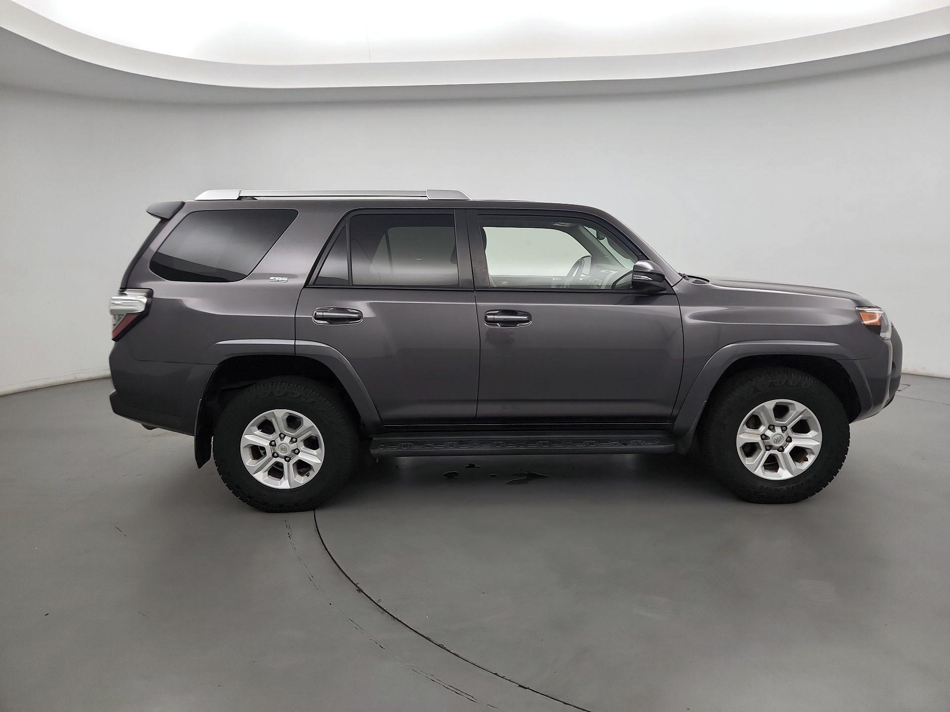 Thumbnail: 2017 Toyota 4Runner - 4