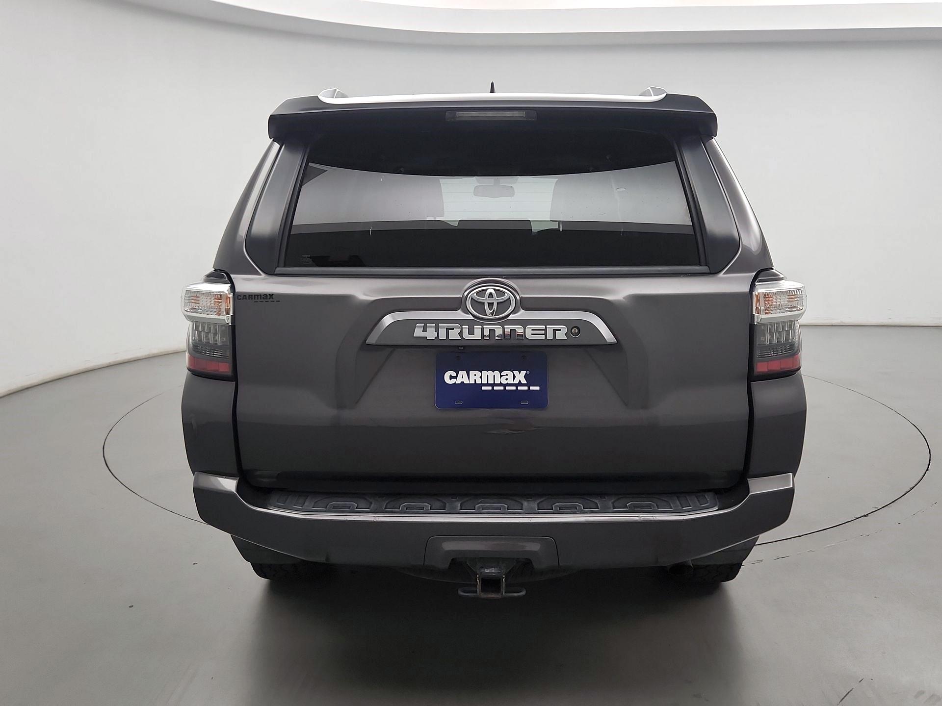 Thumbnail: 2017 Toyota 4Runner - 6
