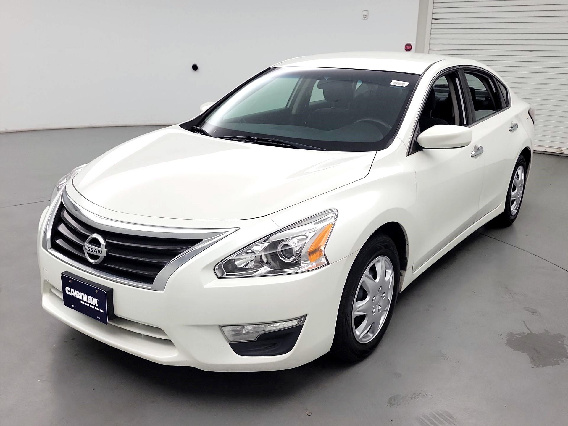 Thumbnail: 2014 Nissan Altima - 3