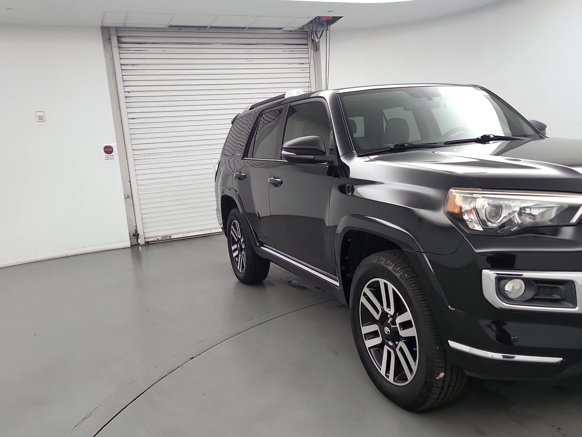 Thumbnail: 2015 Toyota 4Runner - 1