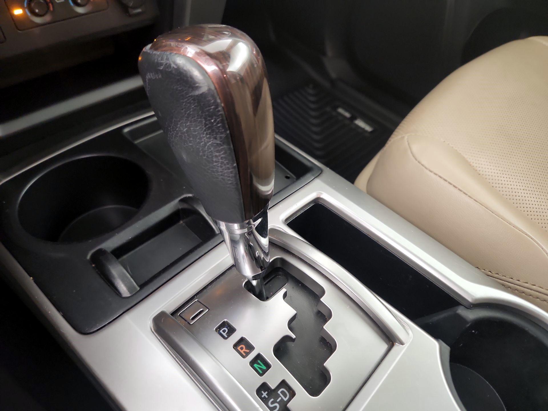 Thumbnail: 2015 Toyota 4Runner - 15