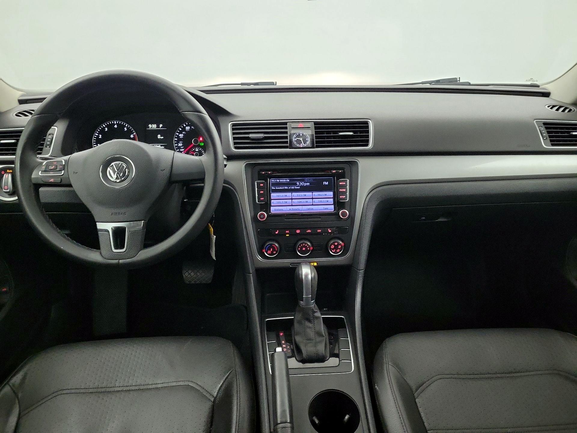 Thumbnail: 2015 Volkswagen Passat - 8