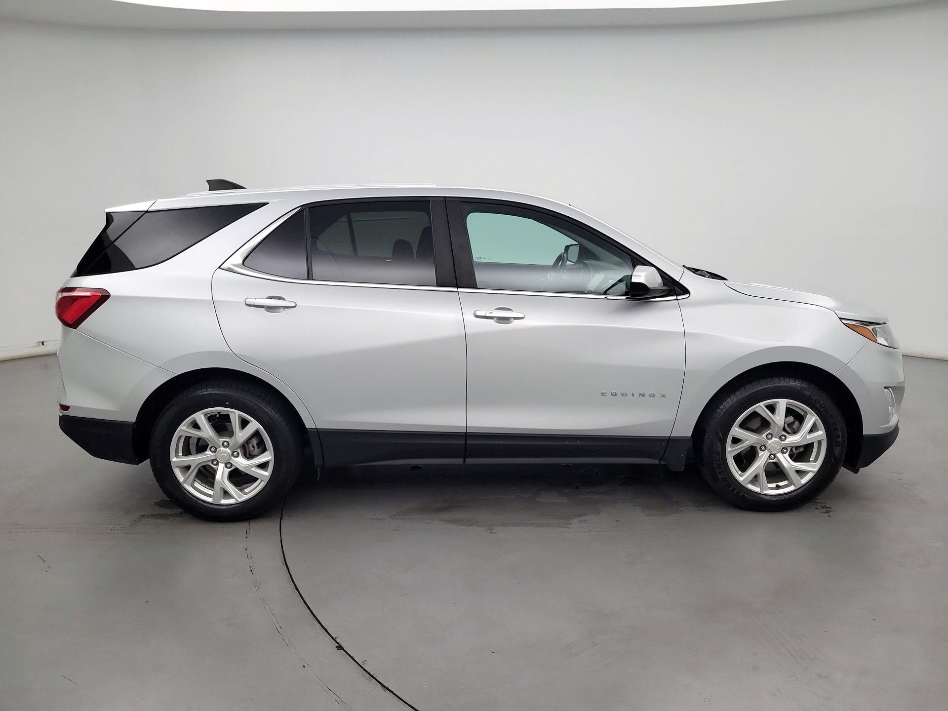 Thumbnail: 2021 Chevrolet Equinox - 4