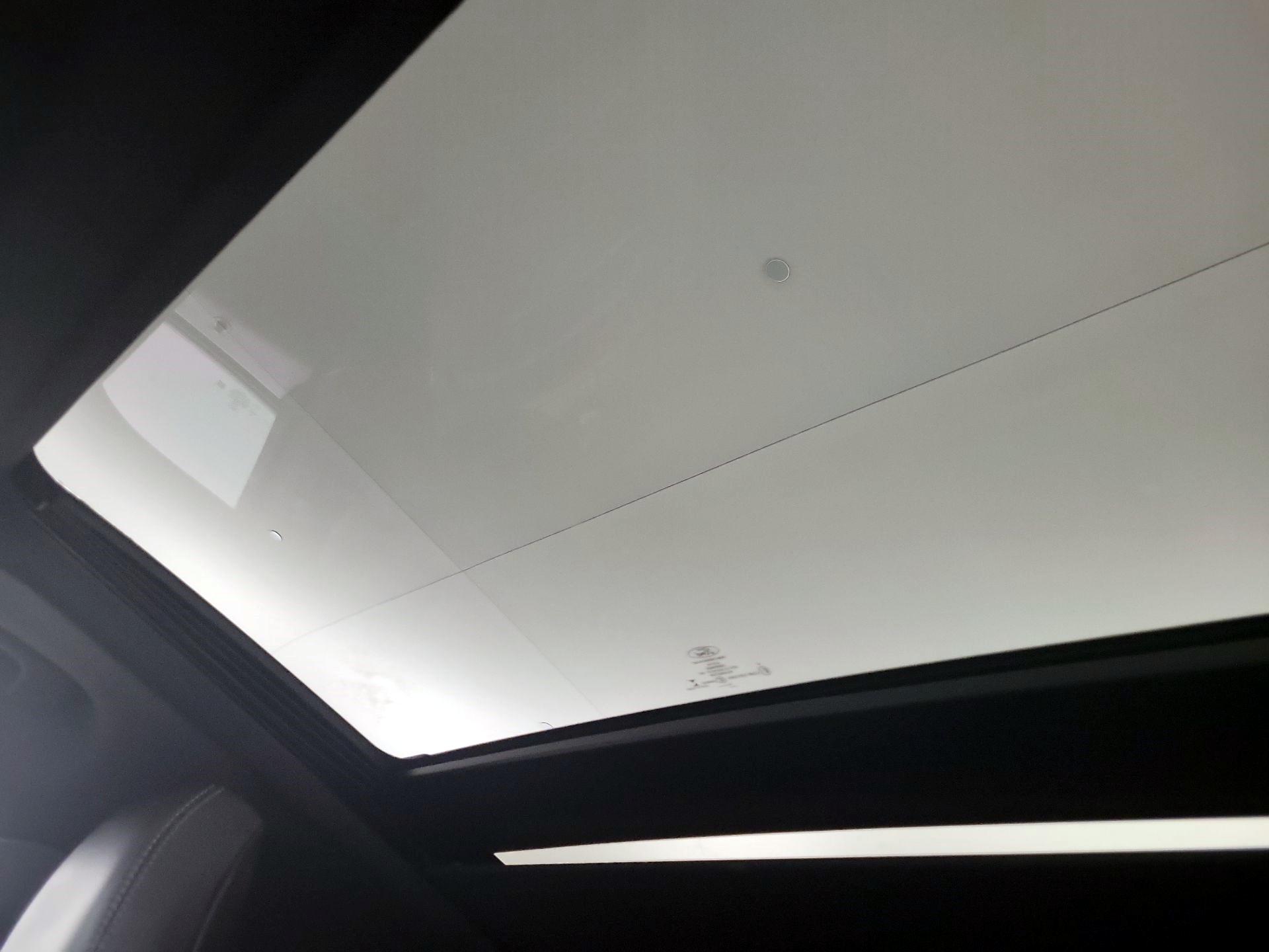 Thumbnail: 2020 Ford Explorer - 18