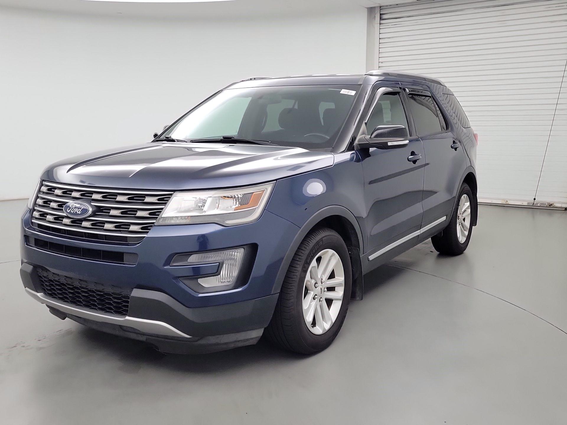Thumbnail: 2017 Ford Explorer - 3