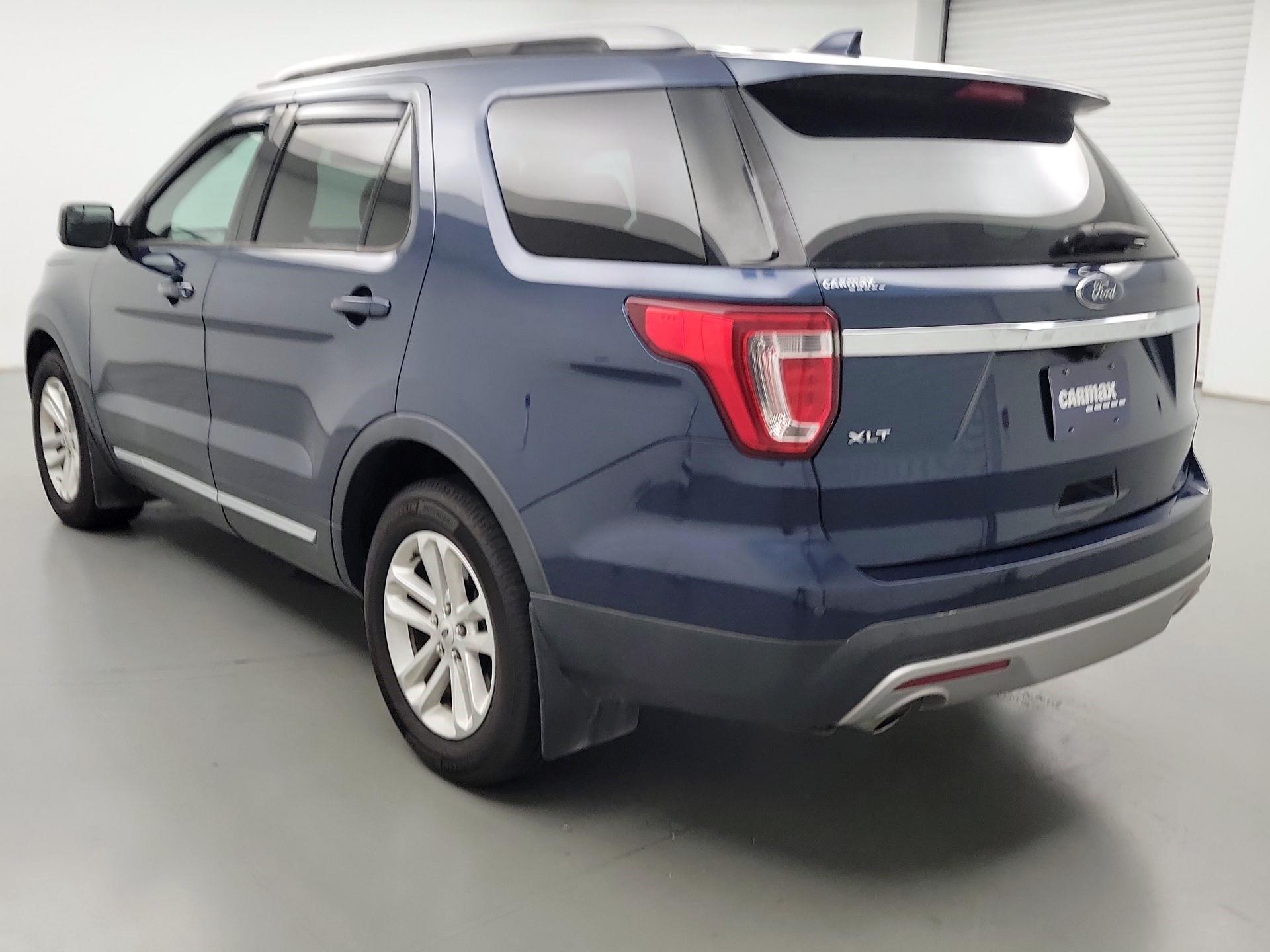 Thumbnail: 2017 Ford Explorer - 7