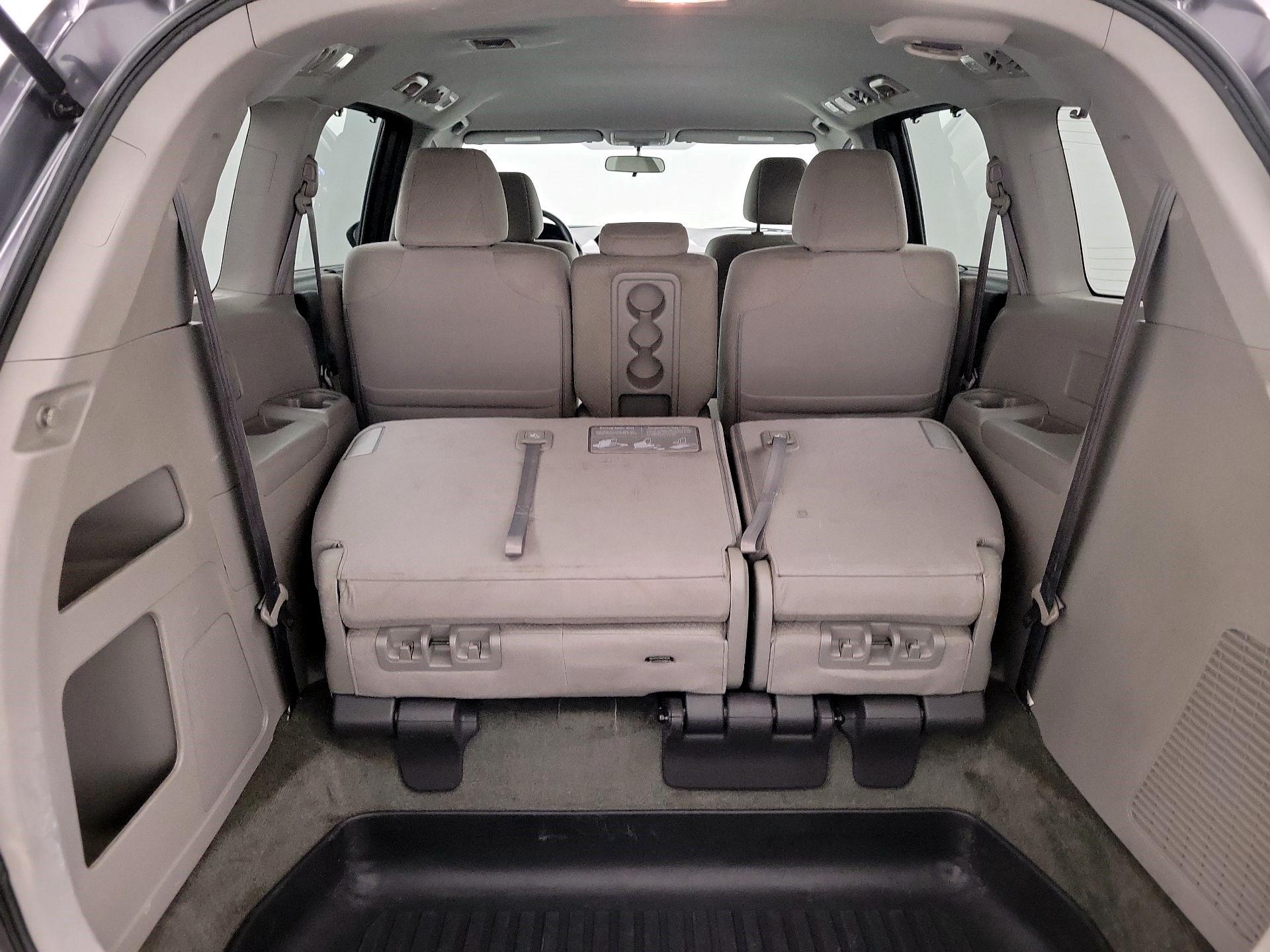 Thumbnail: 2017 Honda Odyssey - 20