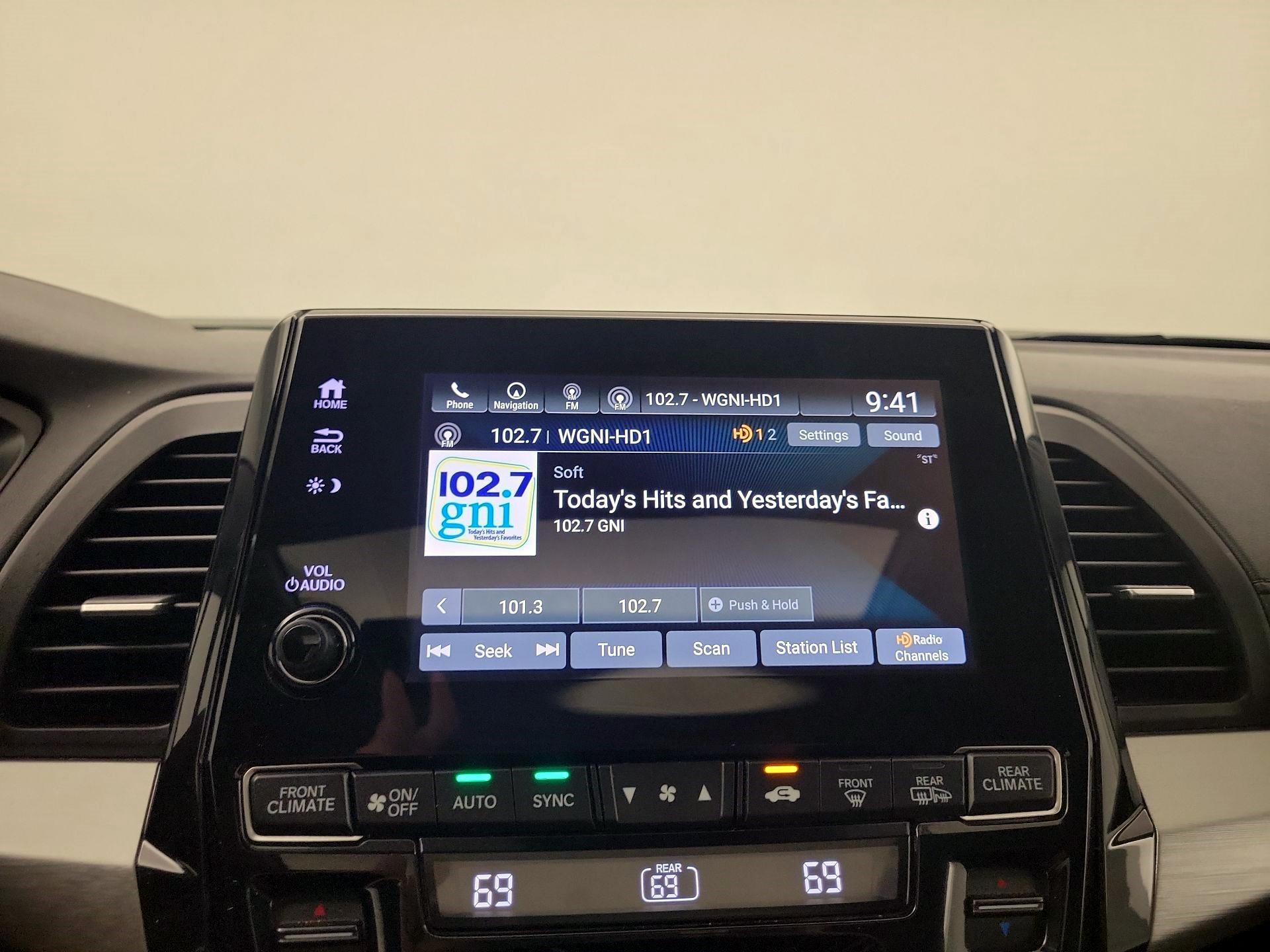 Thumbnail: 2019 Honda Odyssey - 14