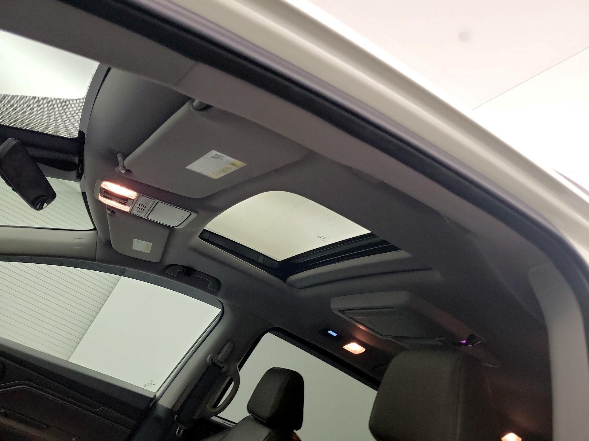 Thumbnail: 2019 Honda Odyssey - 18