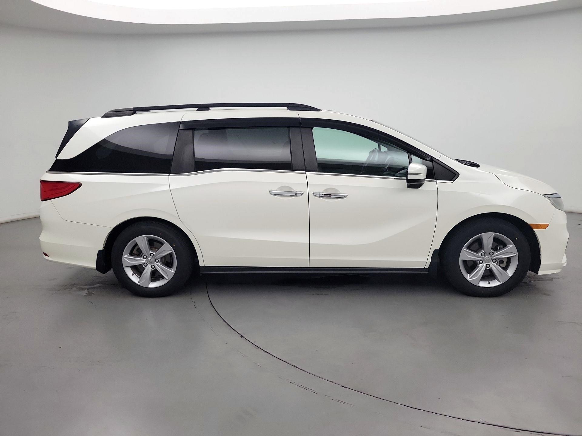 Thumbnail: 2019 Honda Odyssey - 4