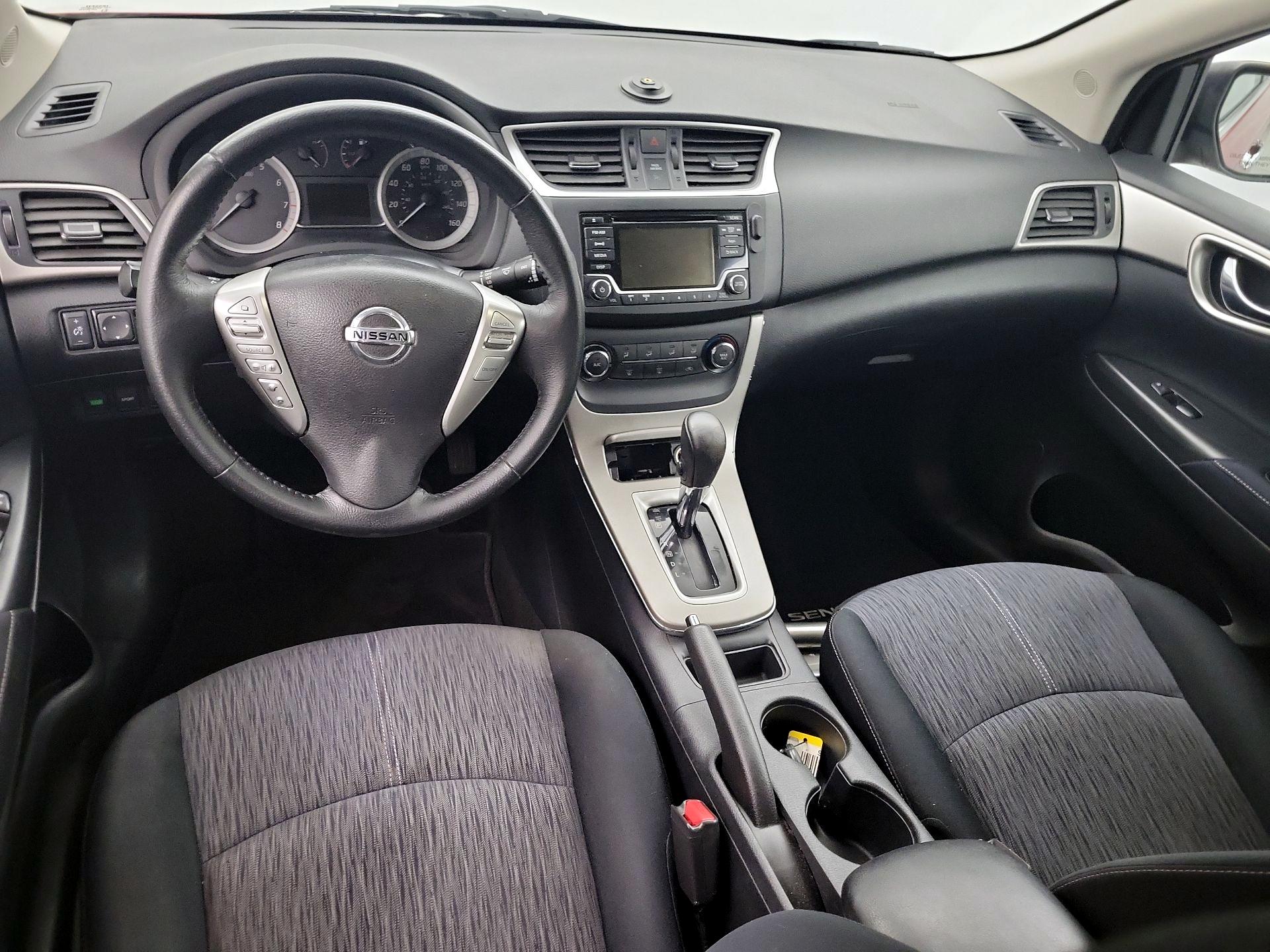 Thumbnail: 2015 Nissan Sentra - 9