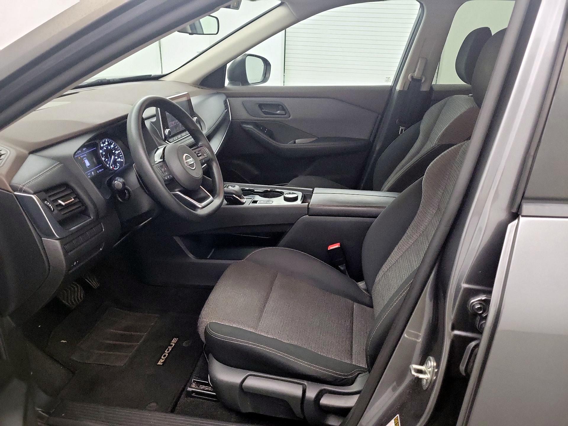 Thumbnail: 2021 Nissan Rogue - 11