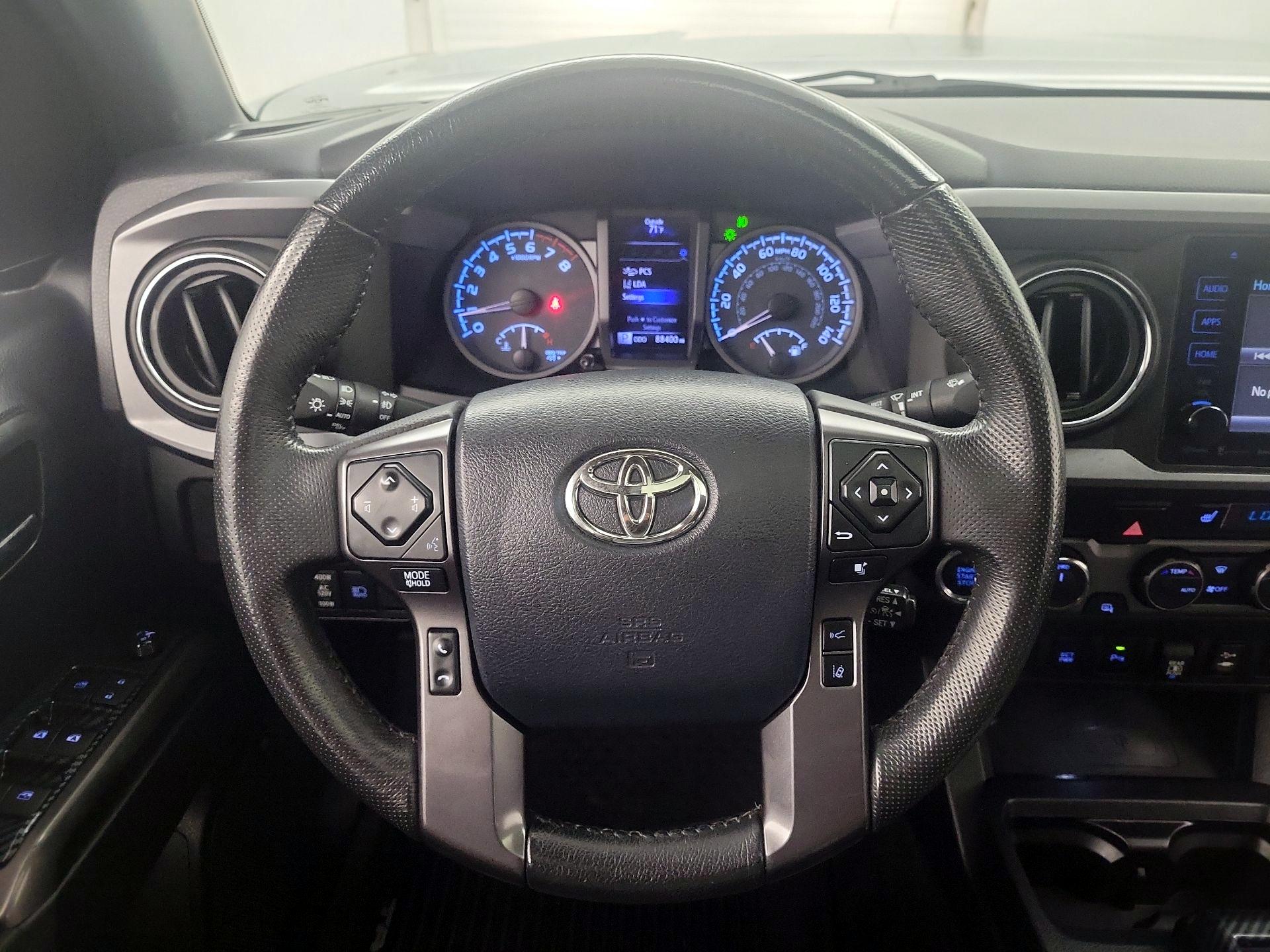 Thumbnail: 2019 Toyota Tacoma - 10