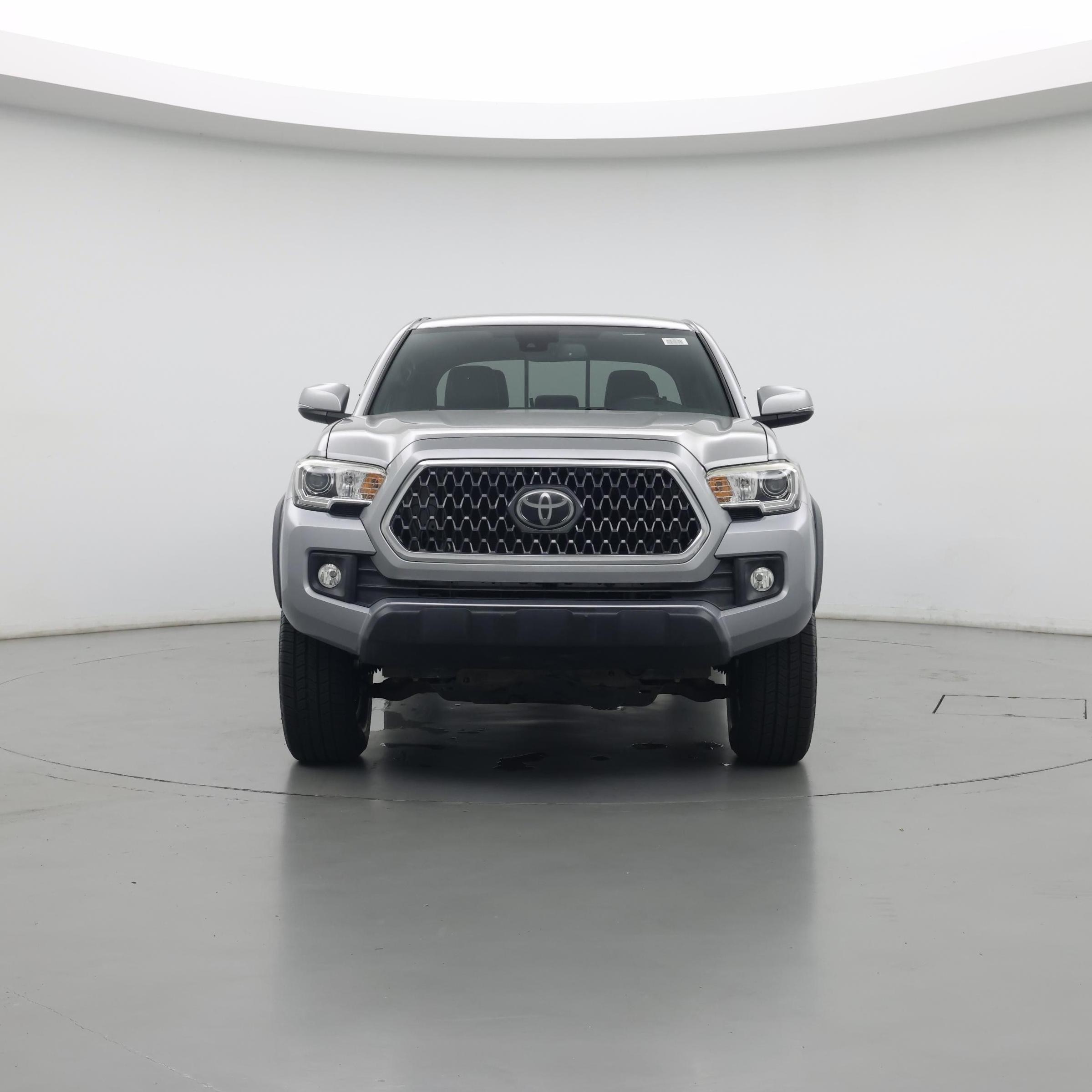 Thumbnail: 2019 Toyota Tacoma - 5