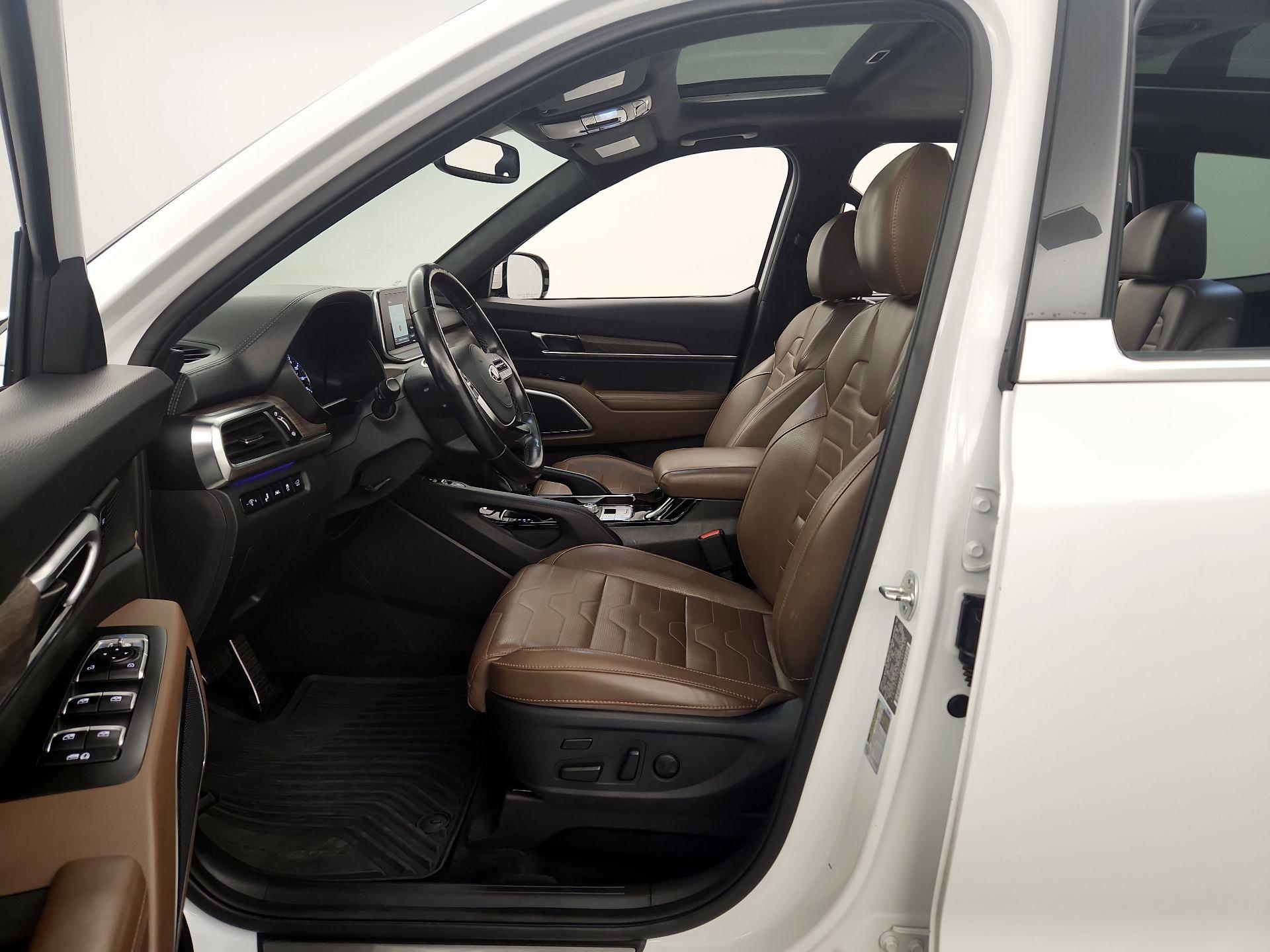 Thumbnail: 2020 Kia Telluride - 11