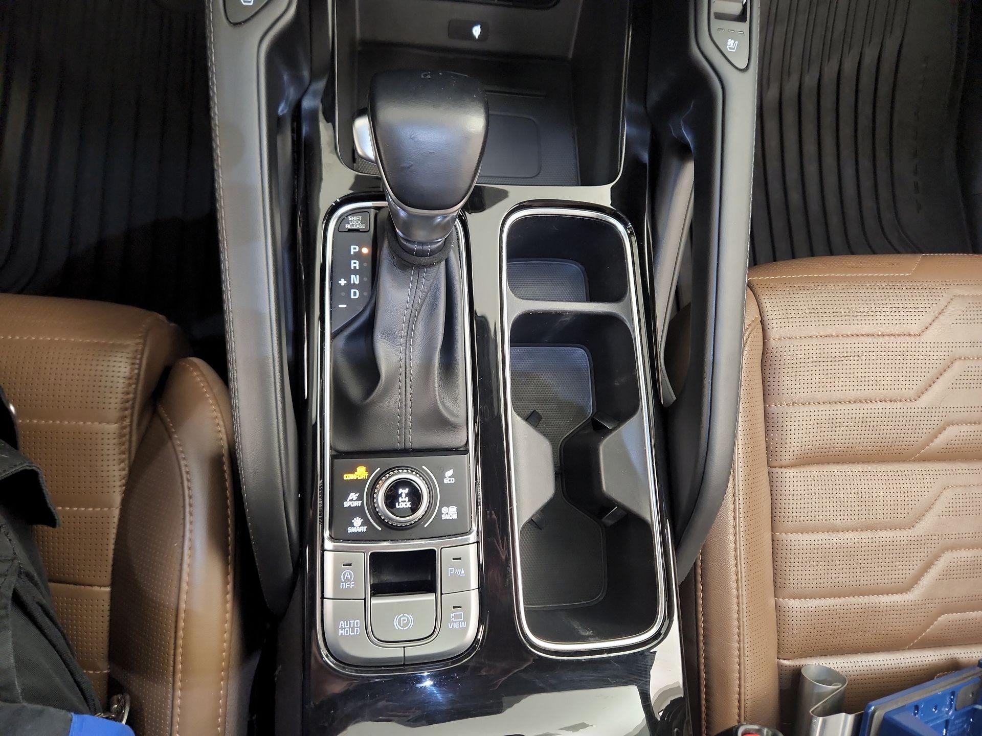 Thumbnail: 2020 Kia Telluride - 18