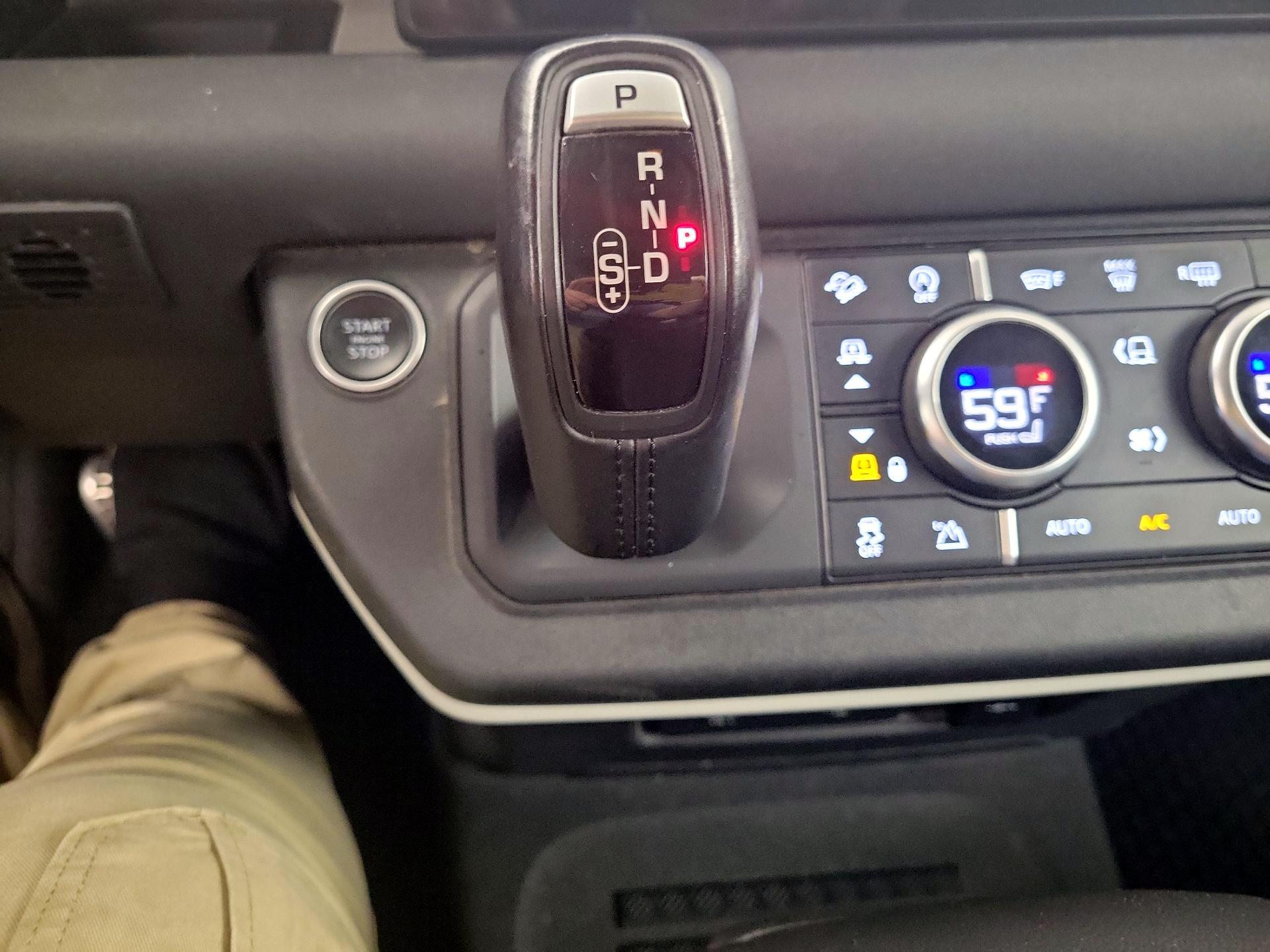 Thumbnail: 2021 Land Rover Defender - 16