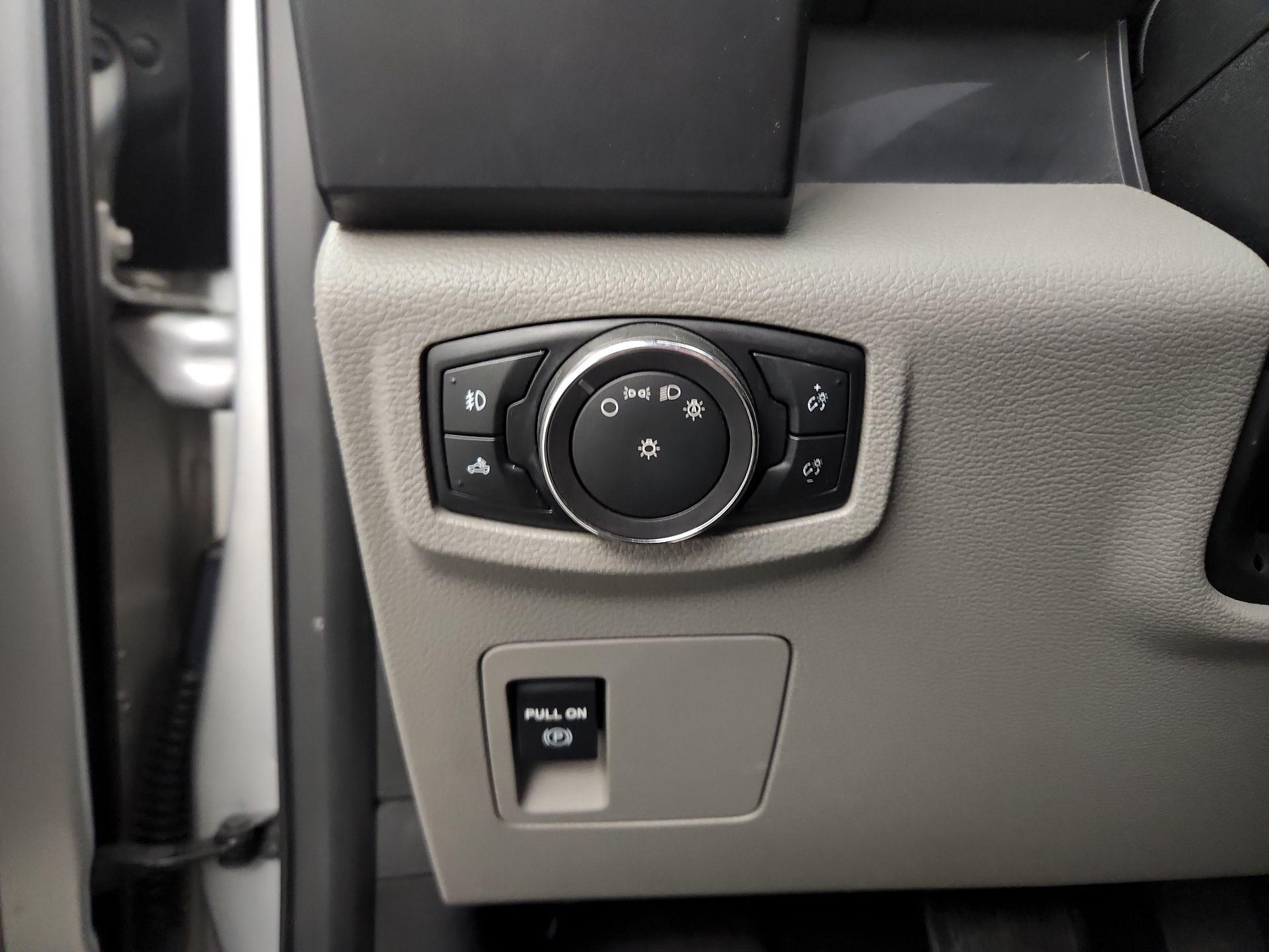 Thumbnail: 2015 Ford F-150 - 11