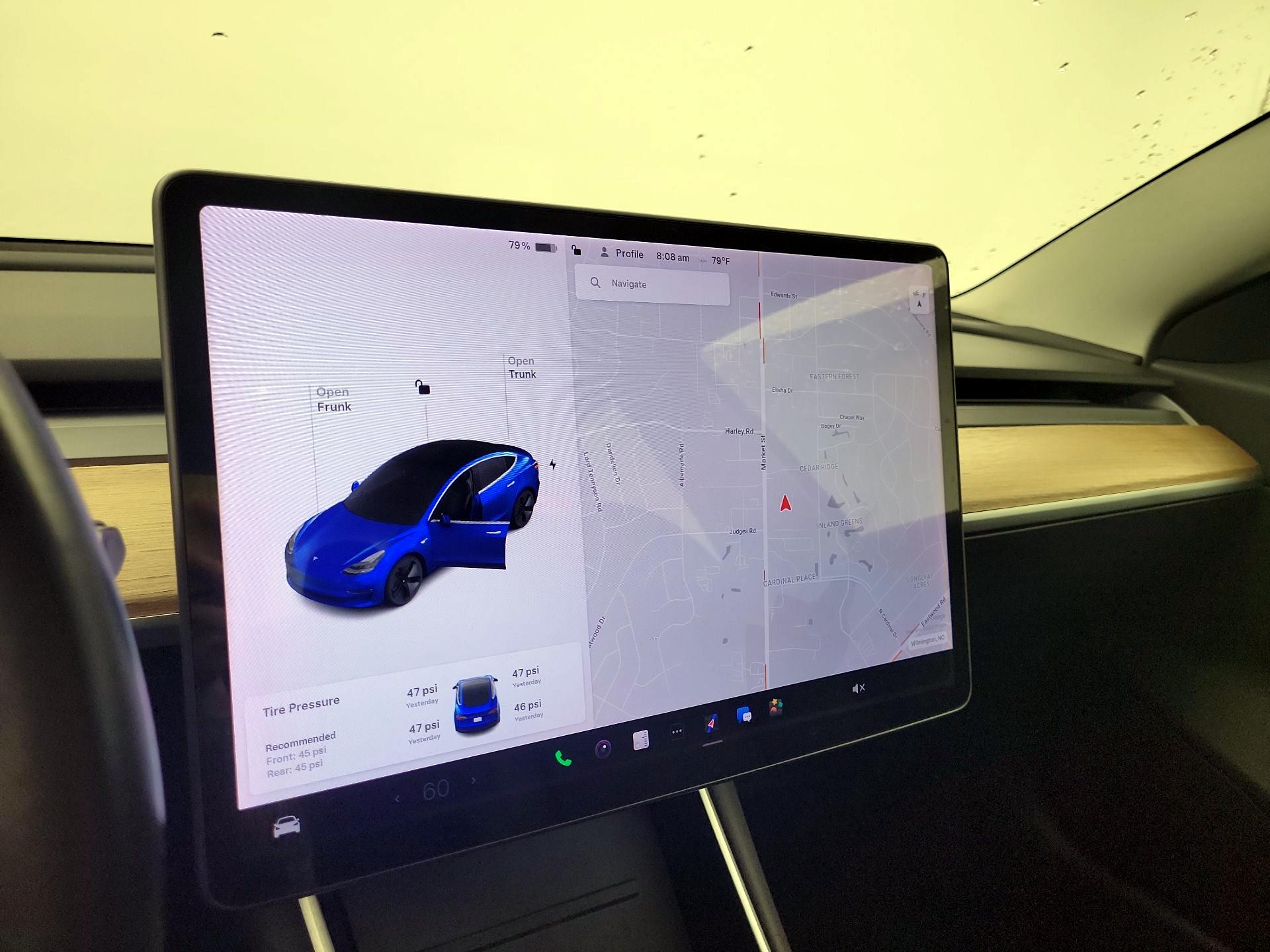 Thumbnail: 2018 Tesla Model 3 - 13
