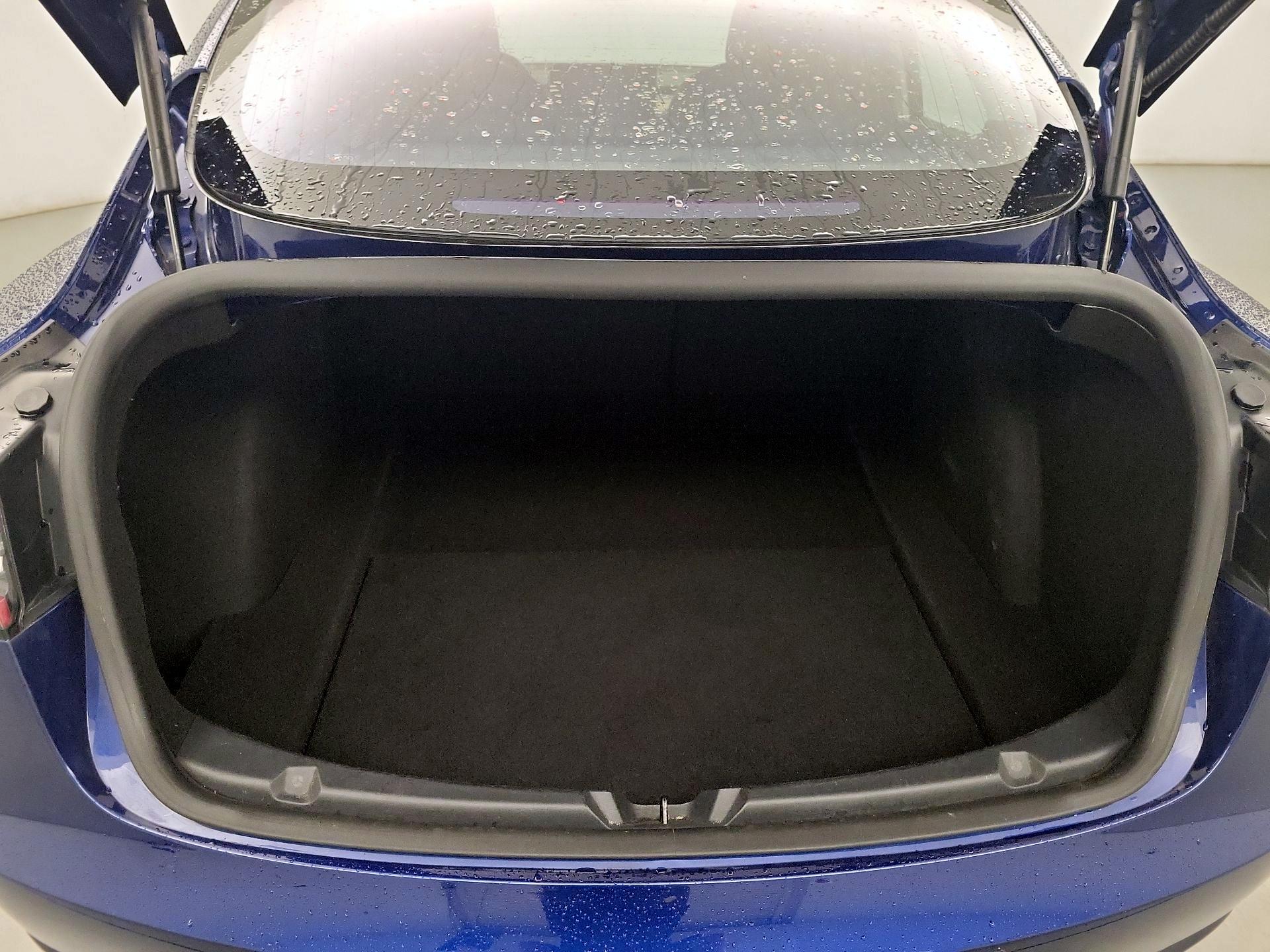 Thumbnail: 2018 Tesla Model 3 - 20