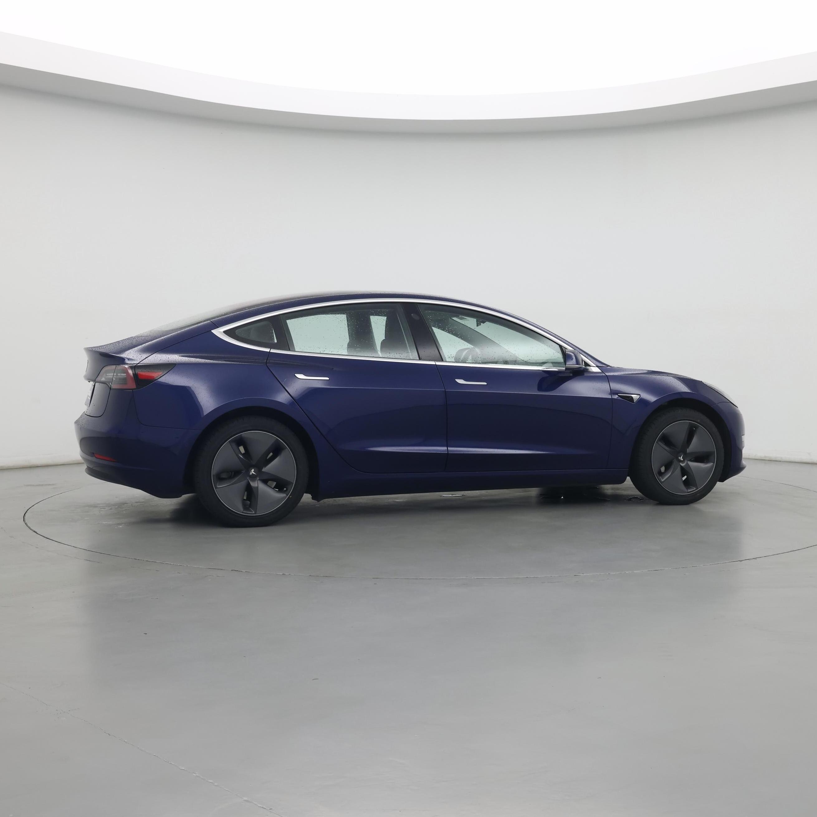 Thumbnail: 2018 Tesla Model 3 - 7