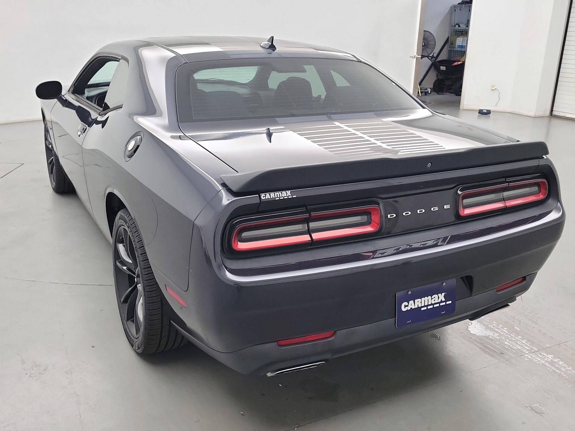Thumbnail: 2016 Dodge Challenger - 7