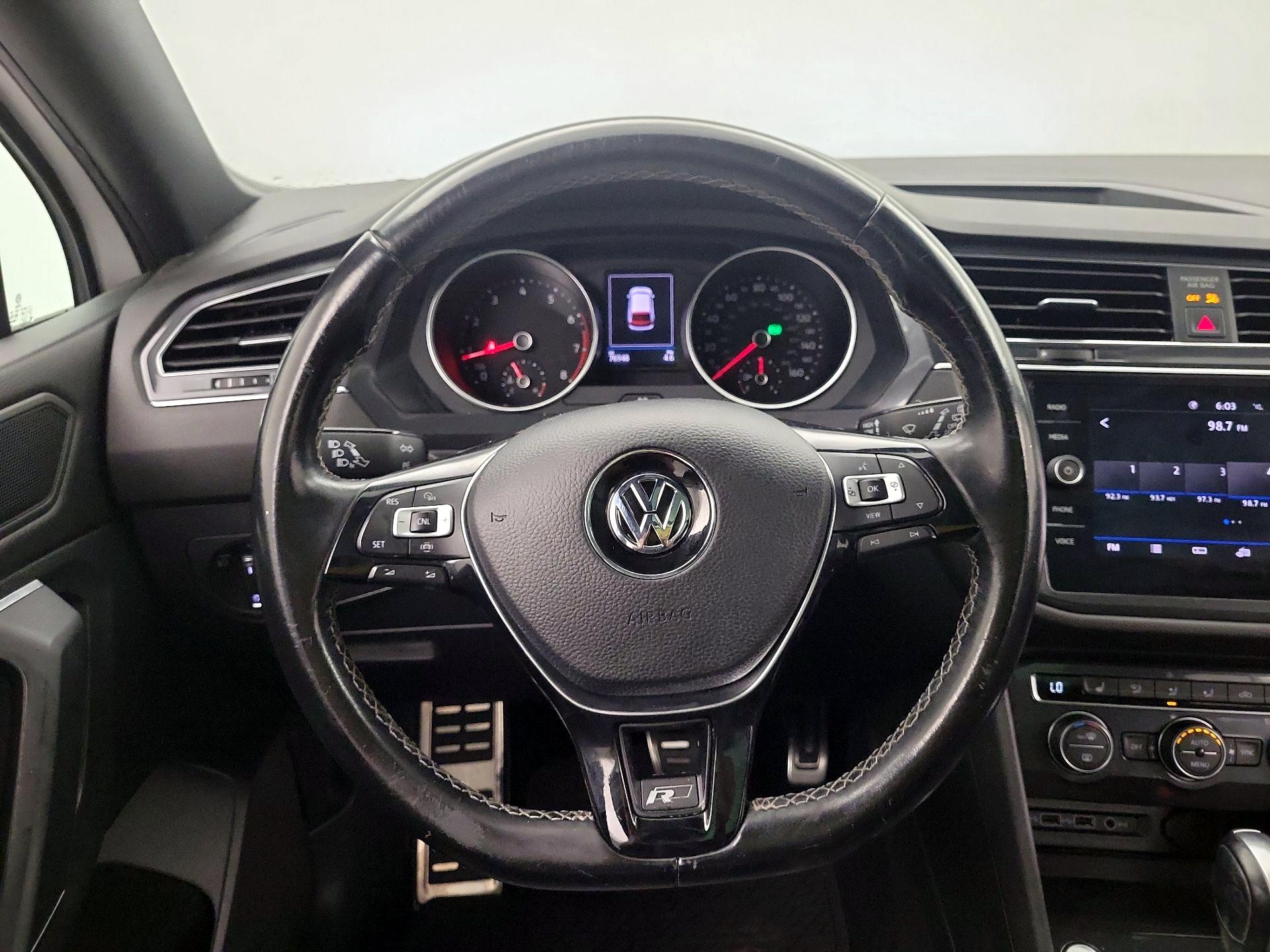 Thumbnail: 2020 Volkswagen Tiguan - 10