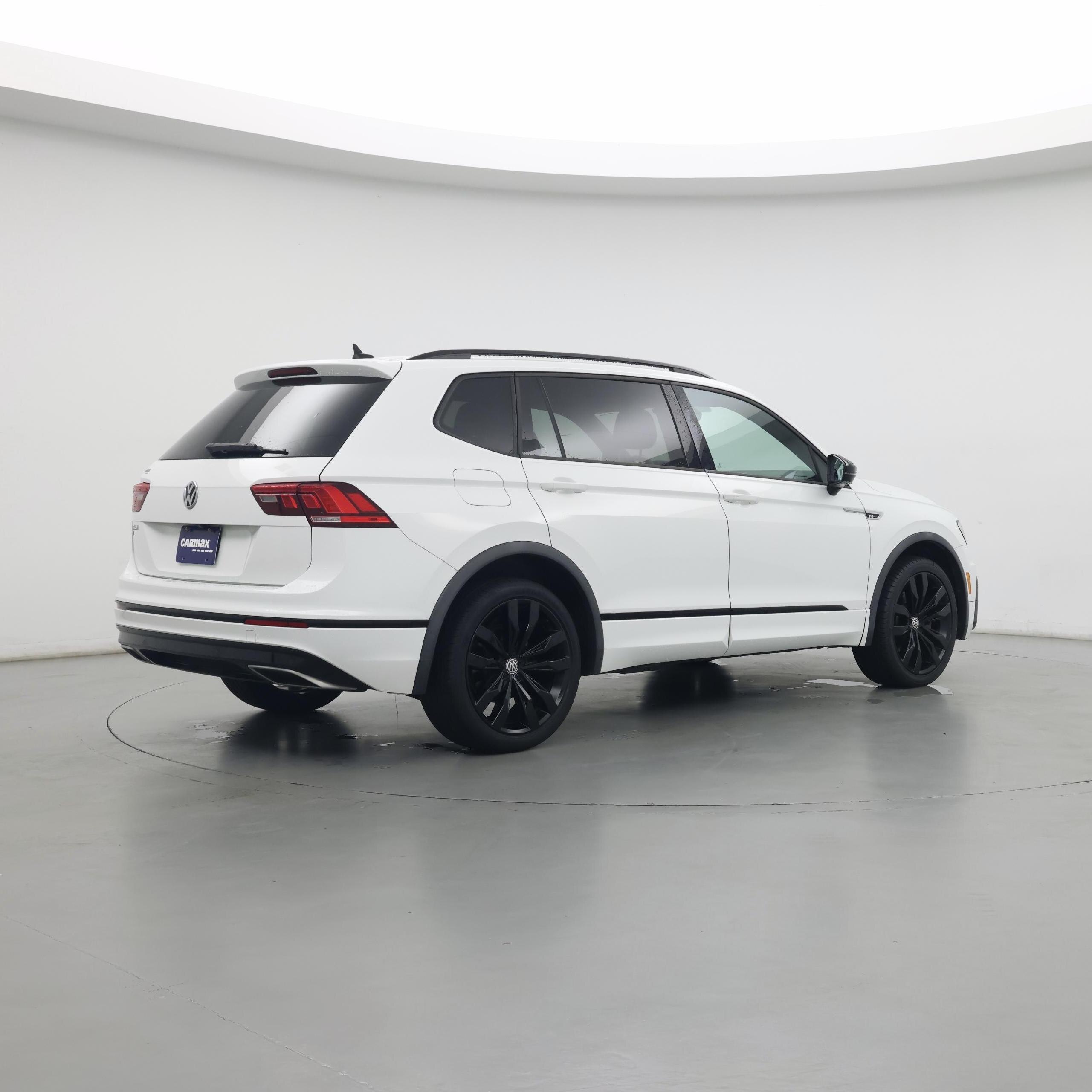 Thumbnail: 2020 Volkswagen Tiguan - 7