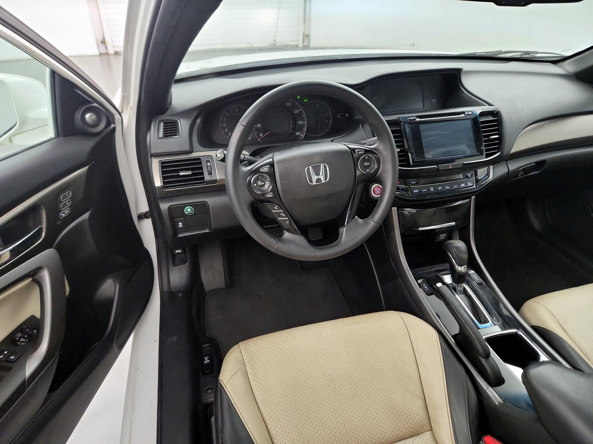 Thumbnail: 2016 Honda Accord - 10