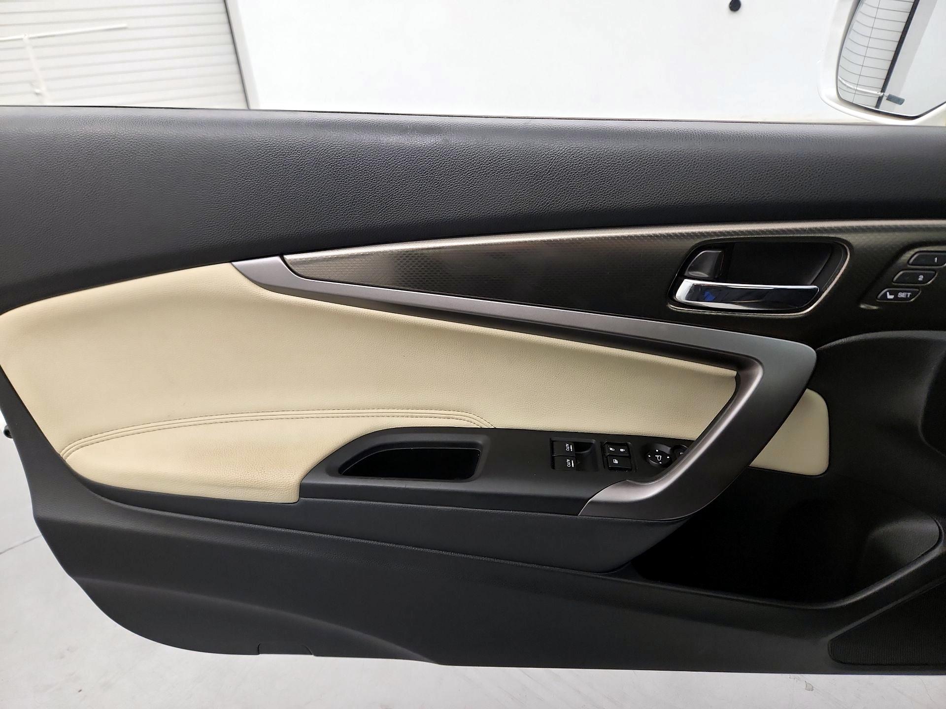 Thumbnail: 2016 Honda Accord - 12