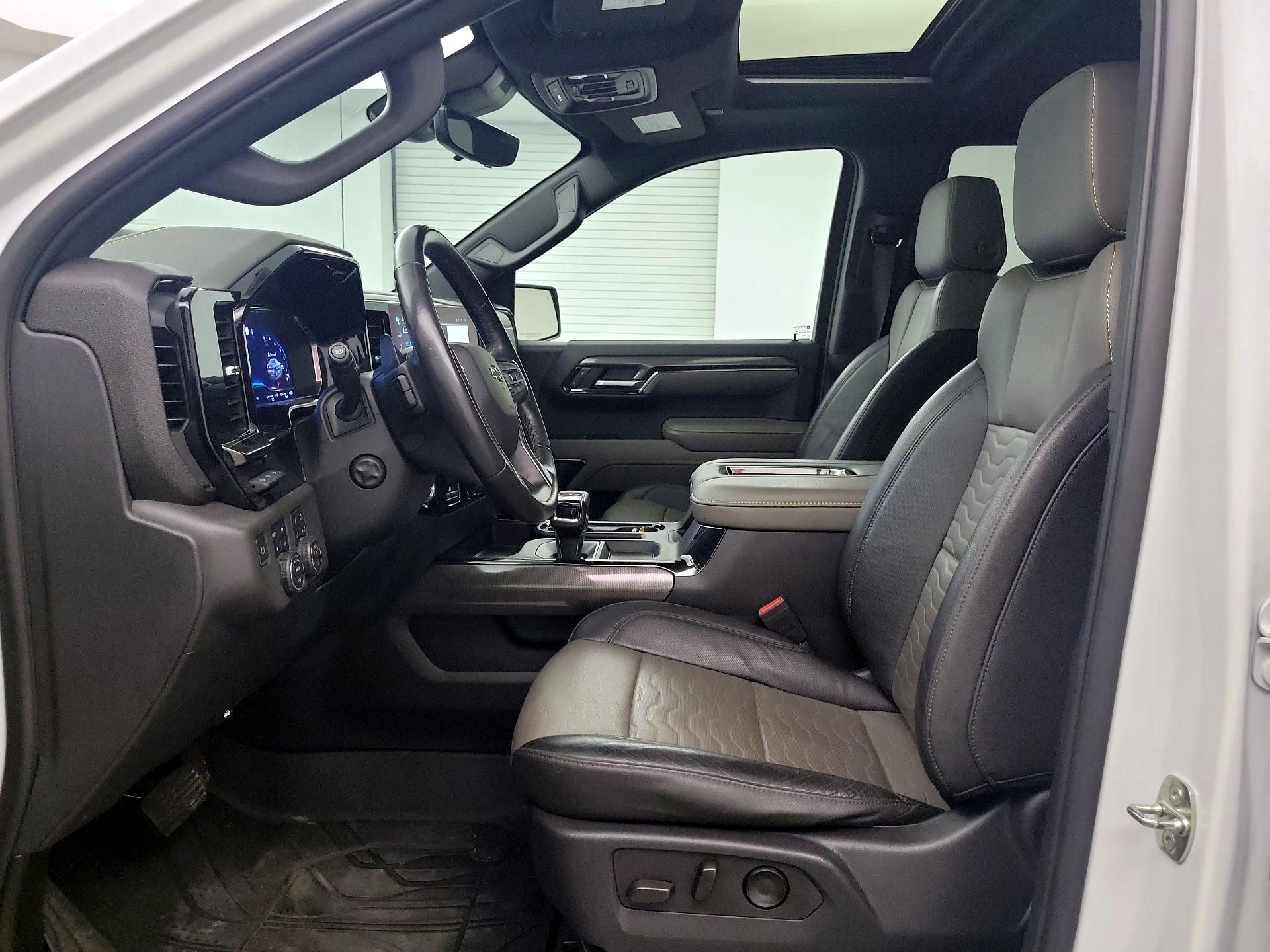 Thumbnail: 2022 Chevrolet Silverado 1500 - 9
