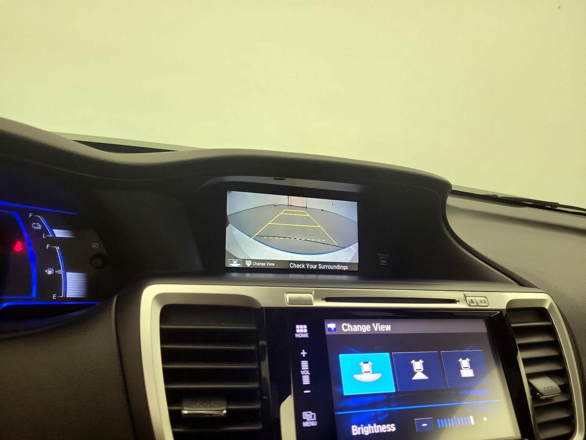 Thumbnail: 2017 Honda Accord - 14
