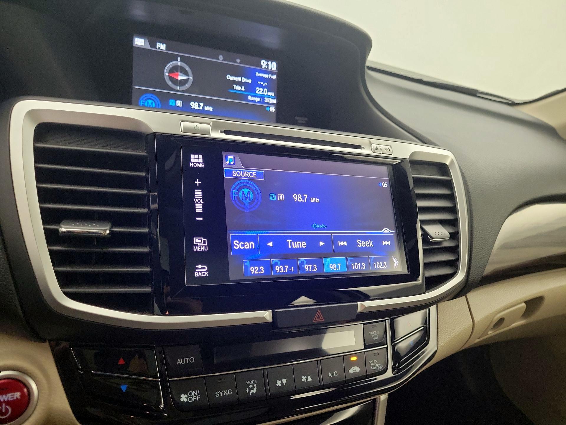 Thumbnail: 2017 Honda Accord - 15