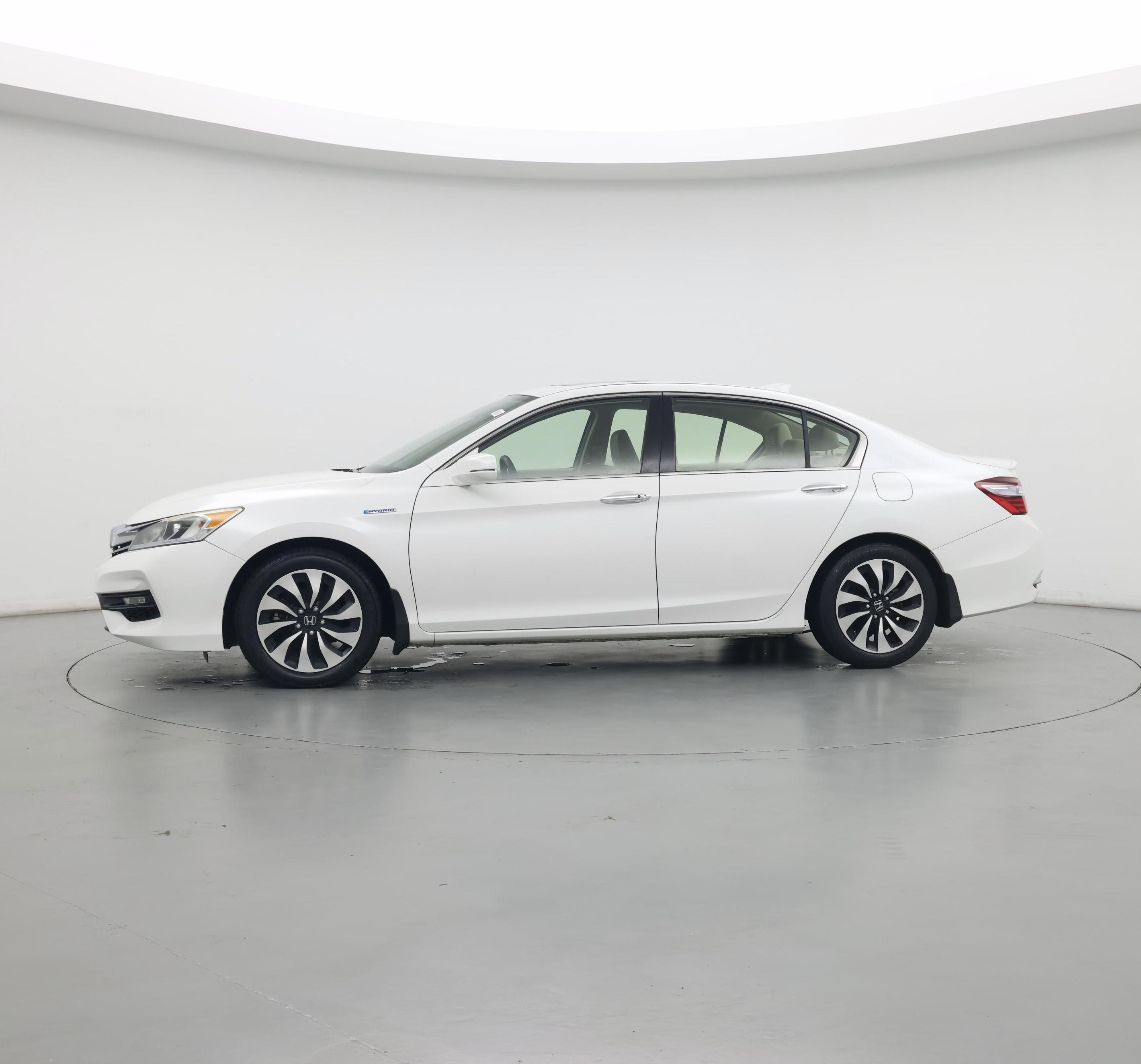 Thumbnail: 2017 Honda Accord - 4