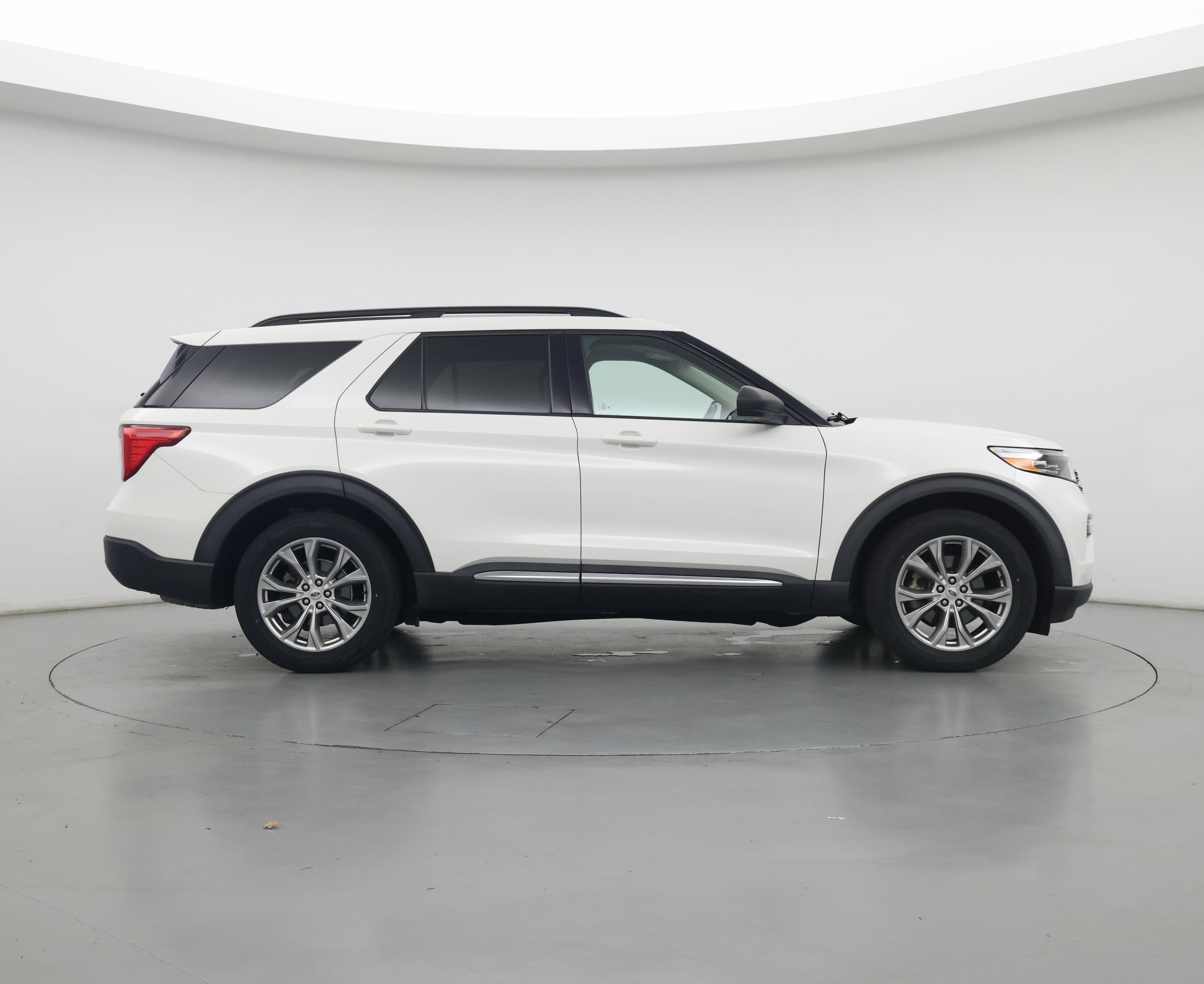 Thumbnail: 2020 Ford Explorer - 7
