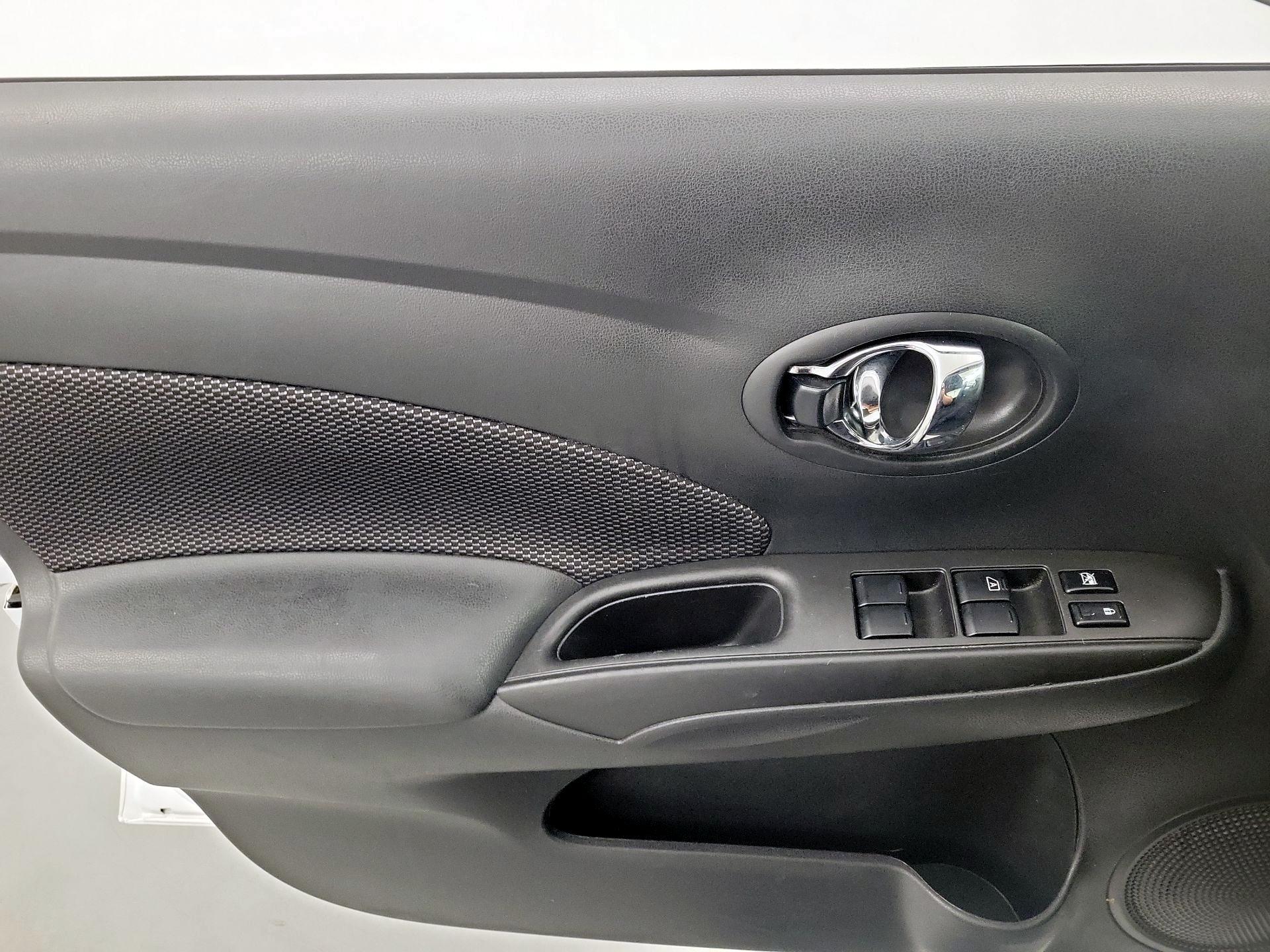 Thumbnail: 2018 Nissan Versa - 12