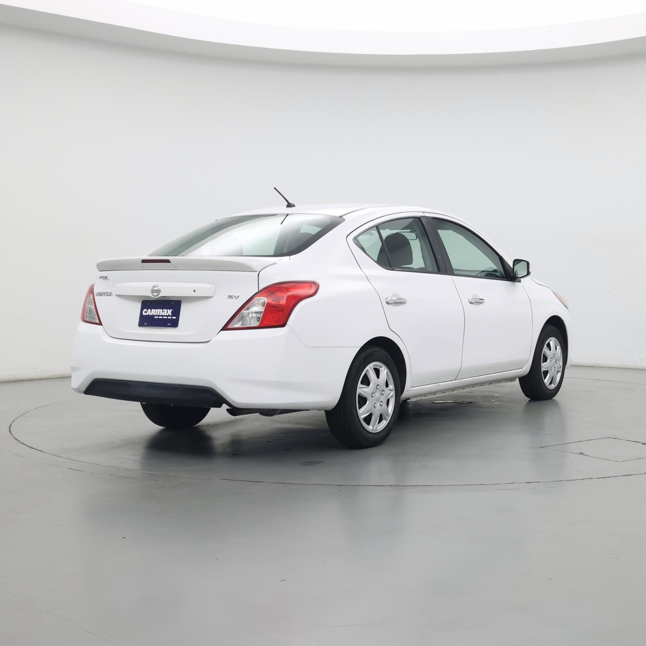 Thumbnail: 2018 Nissan Versa - 8