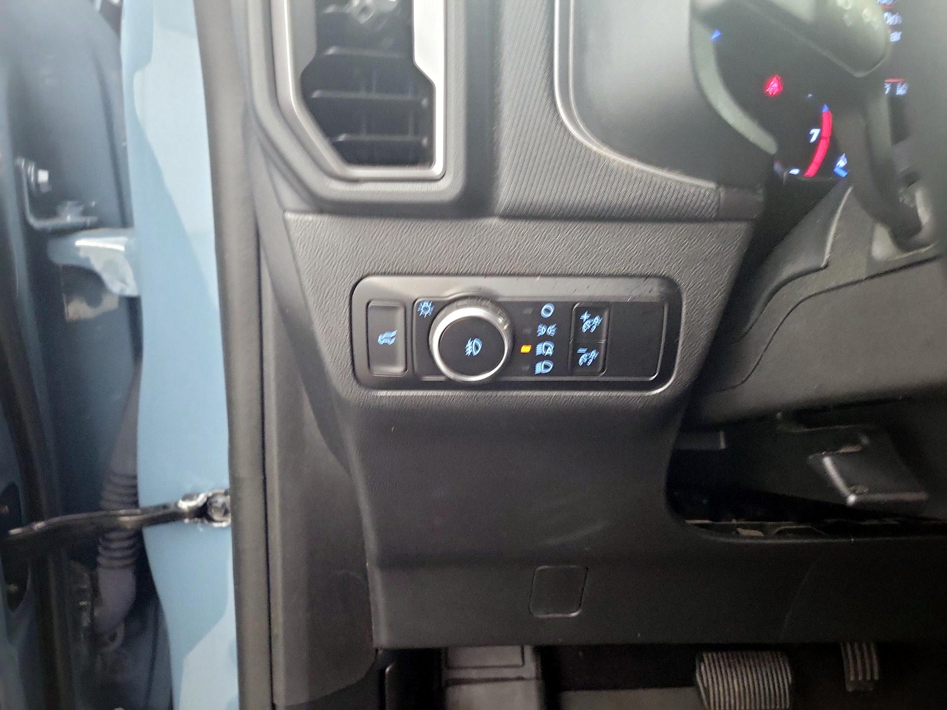 Thumbnail: 2023 Ford Bronco Sport - 13