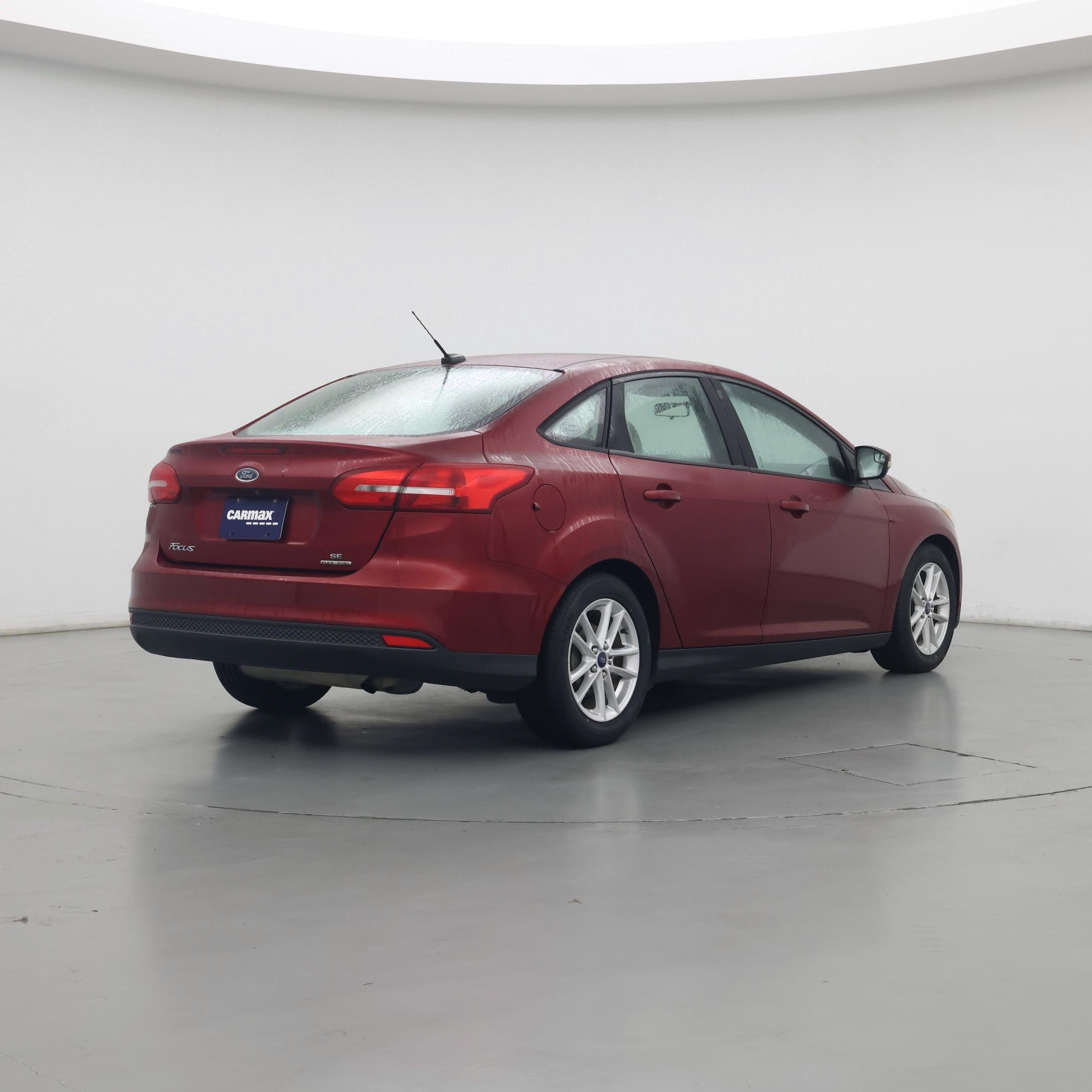 Thumbnail: 2016 Ford Focus - 8
