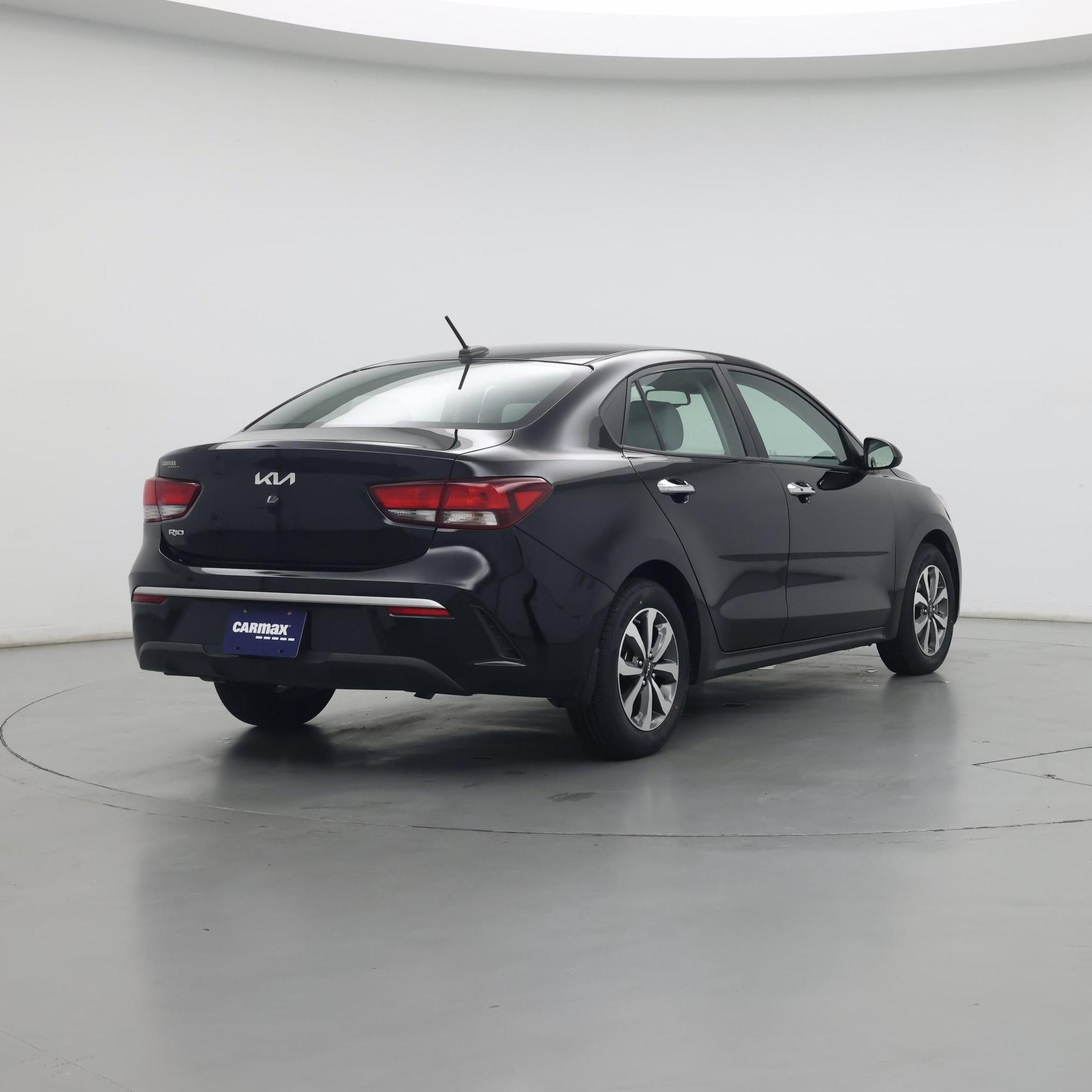 Thumbnail: 2023 Kia Rio - 8
