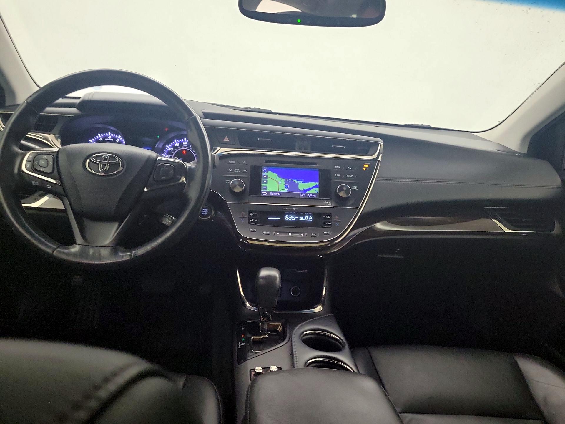 Thumbnail: 2013 Toyota Avalon - 9