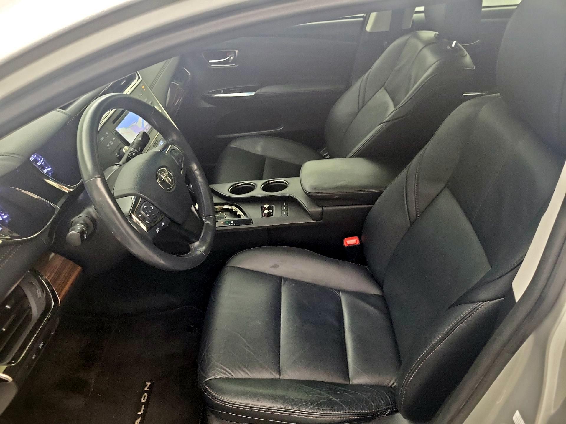 Thumbnail: 2013 Toyota Avalon - 11