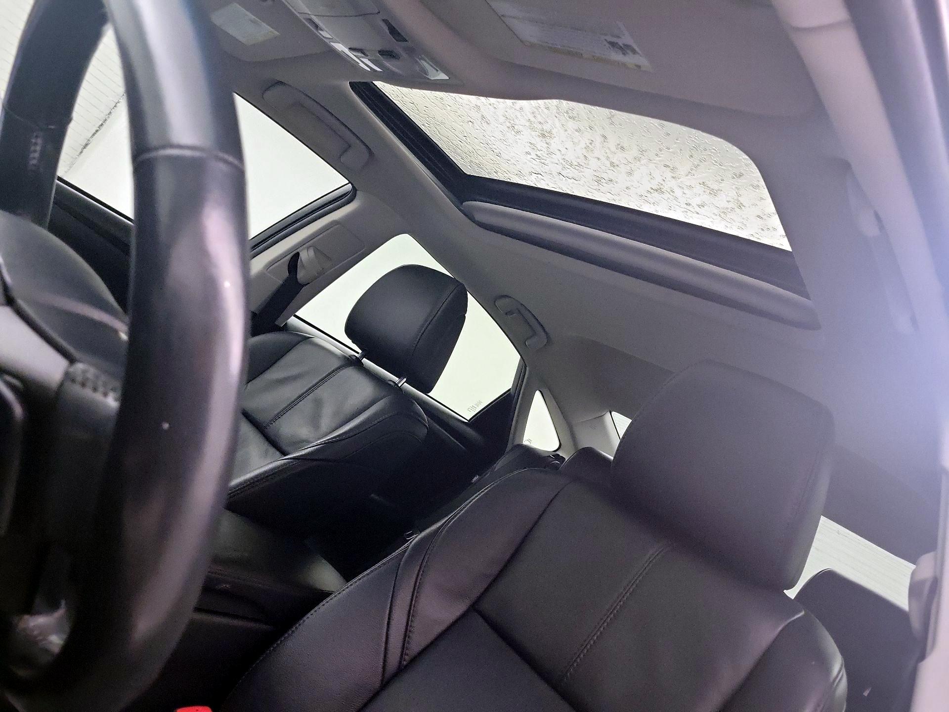 Thumbnail: 2013 Toyota Avalon - 20