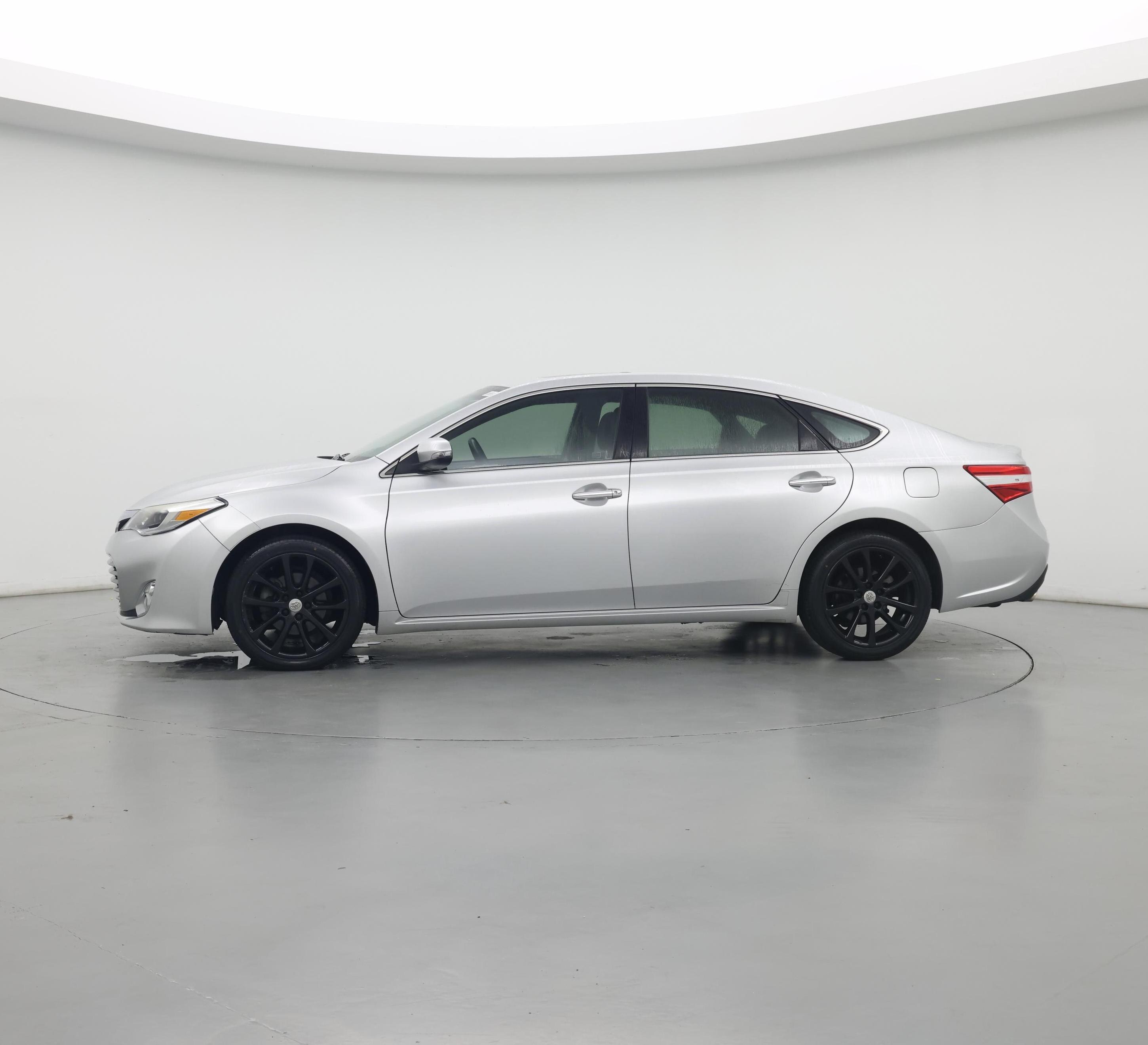 Thumbnail: 2013 Toyota Avalon - 3