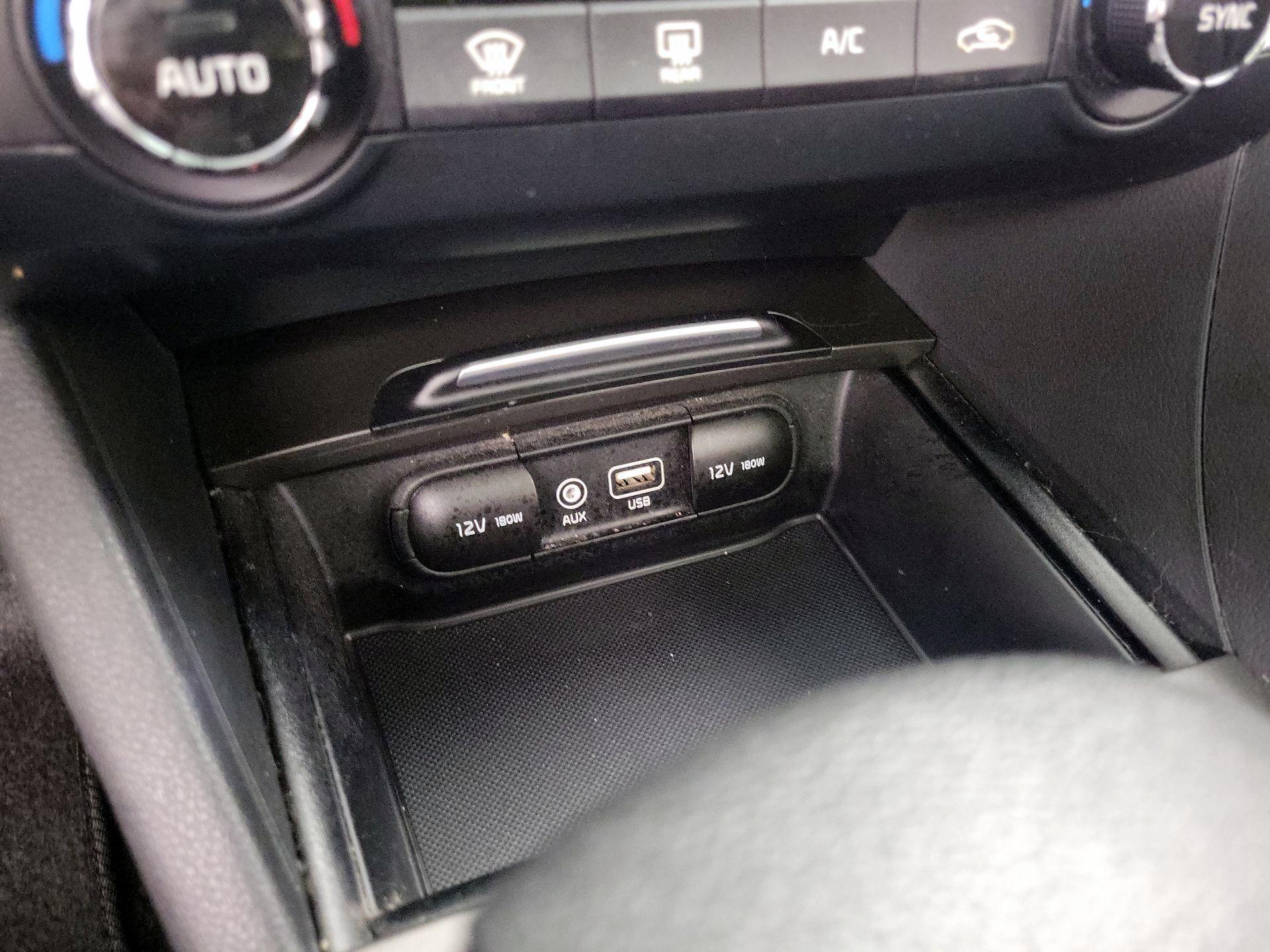 Thumbnail: 2019 Kia Optima - 18