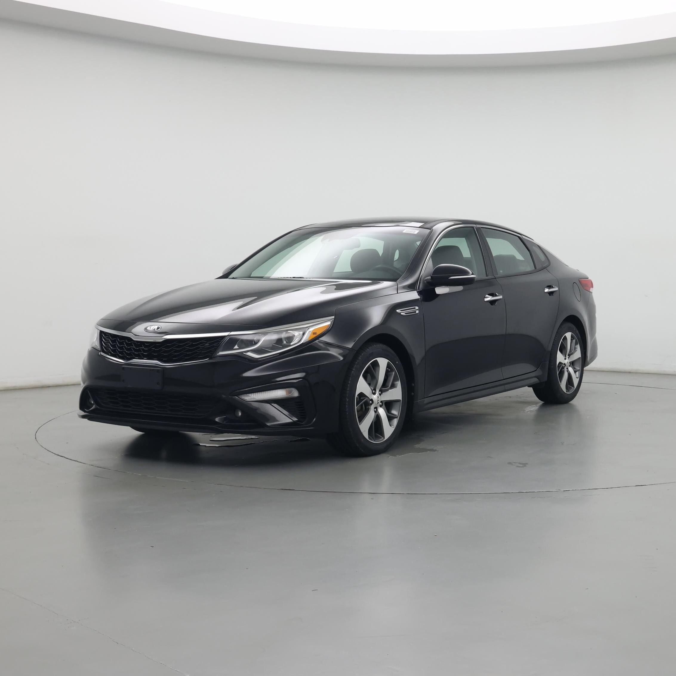 Thumbnail: 2019 Kia Optima - 4