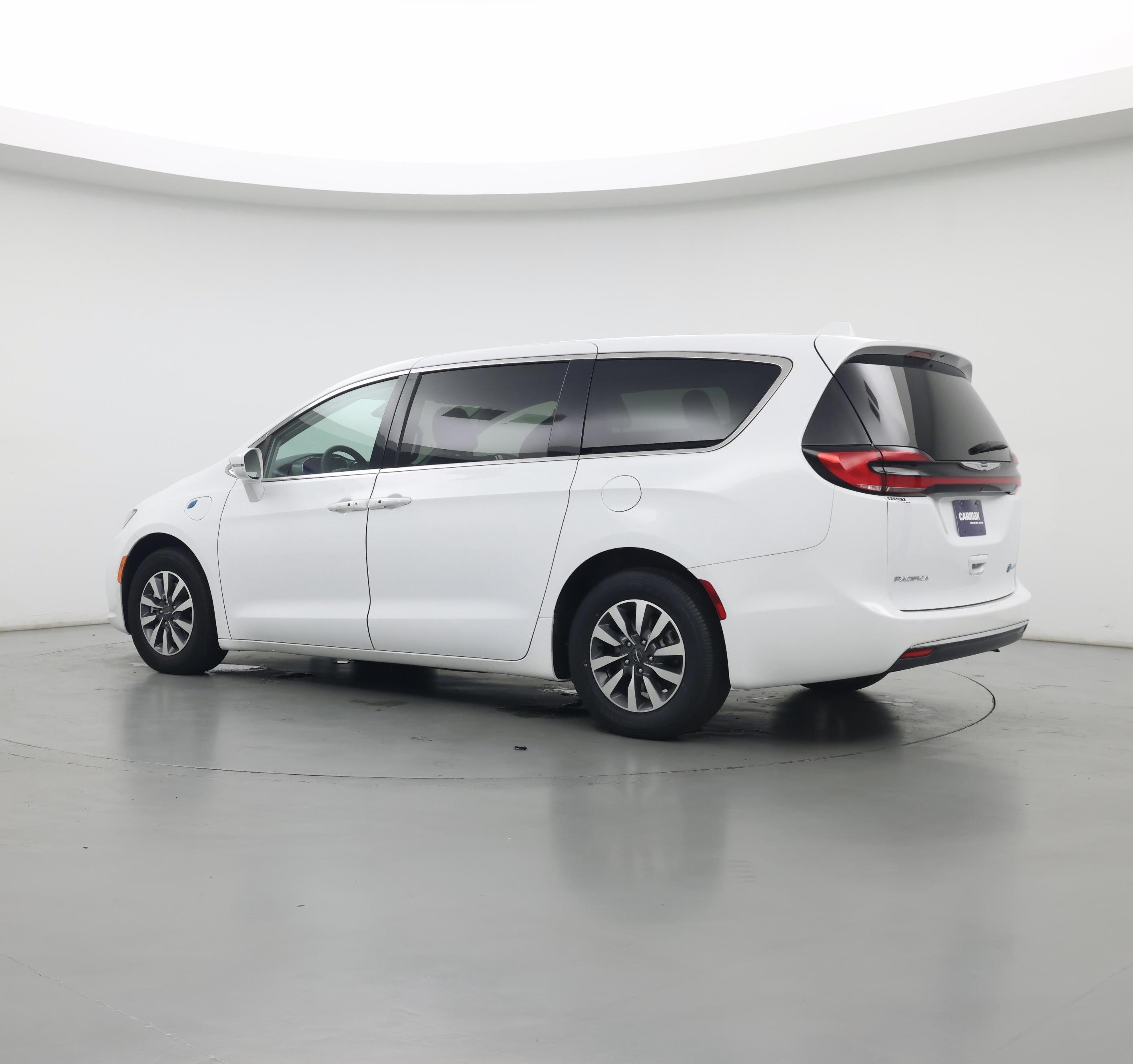 Thumbnail: 2022 Chrysler Pacifica - 5