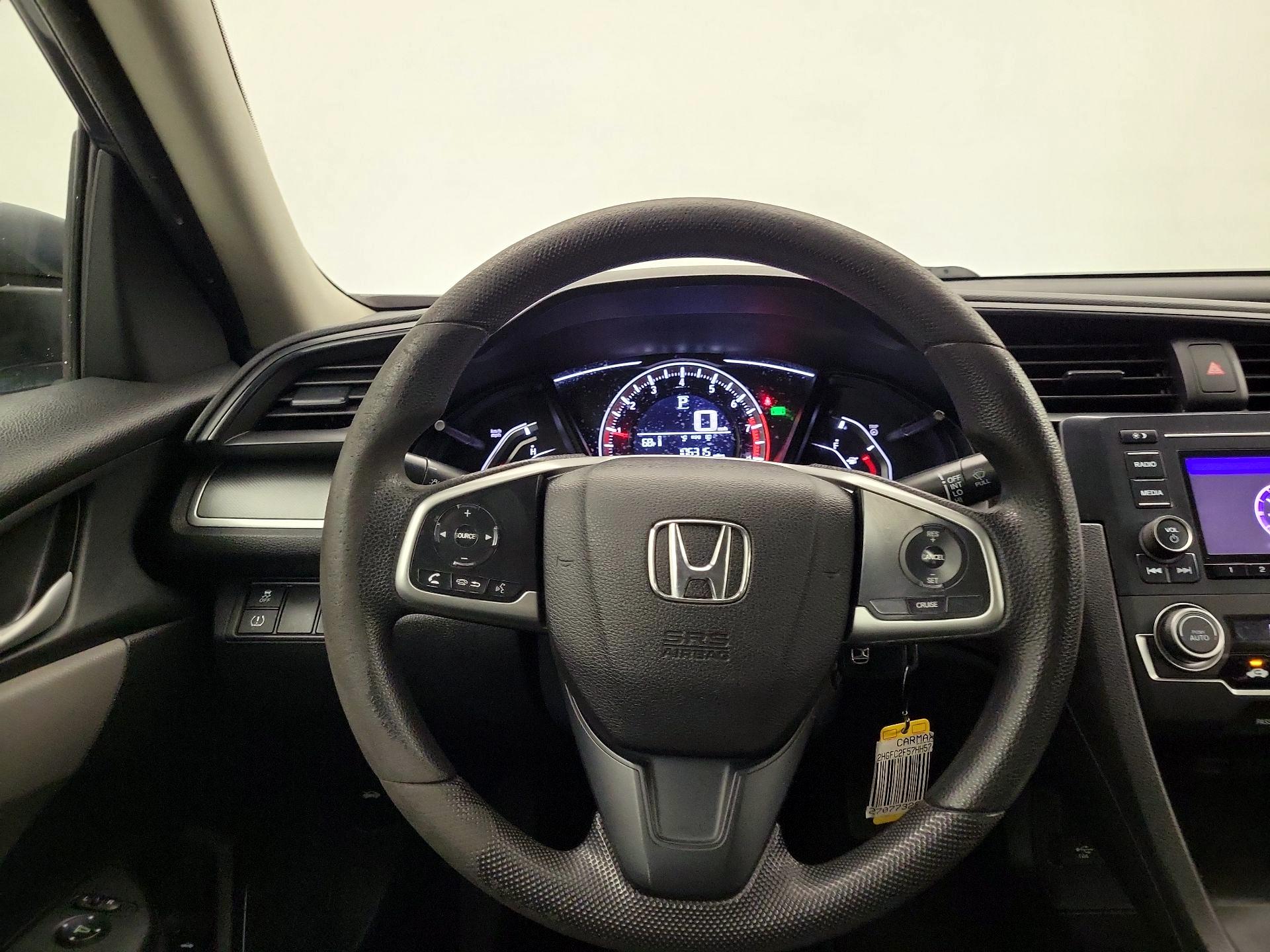 Thumbnail: 2017 Honda Civic - 10