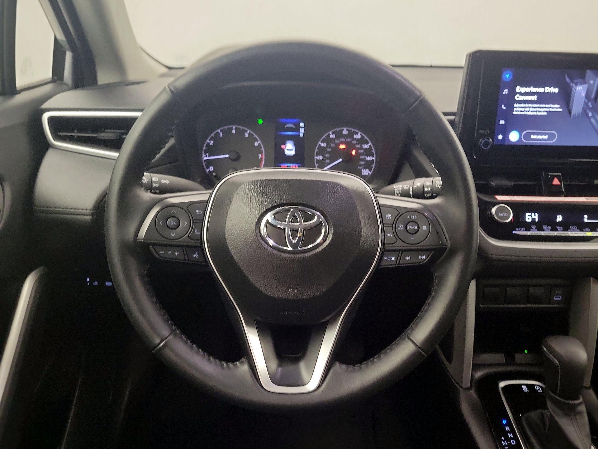 Thumbnail: 2025 Toyota Corolla Cross - 10